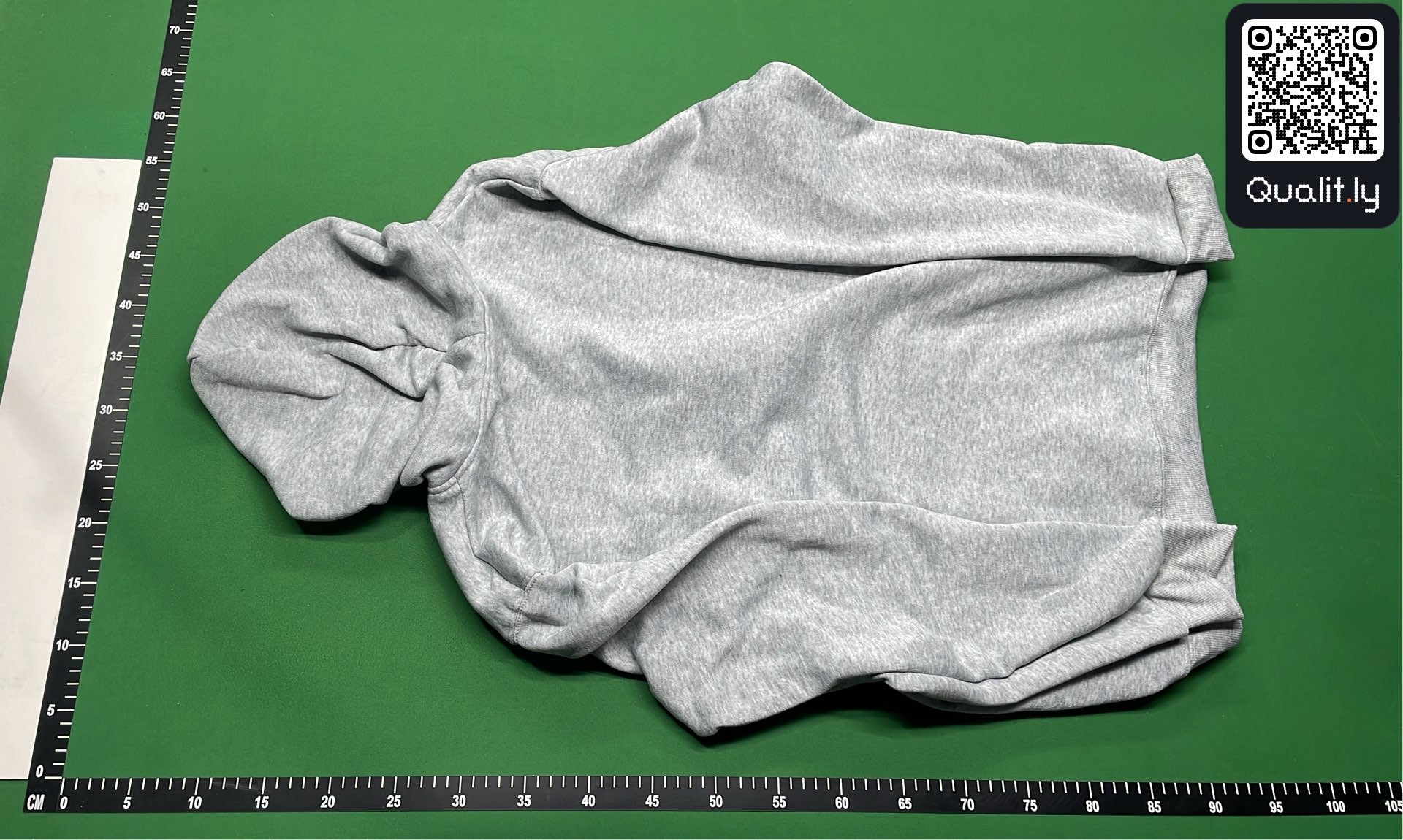 Sweat — photo QC 3 sur 5