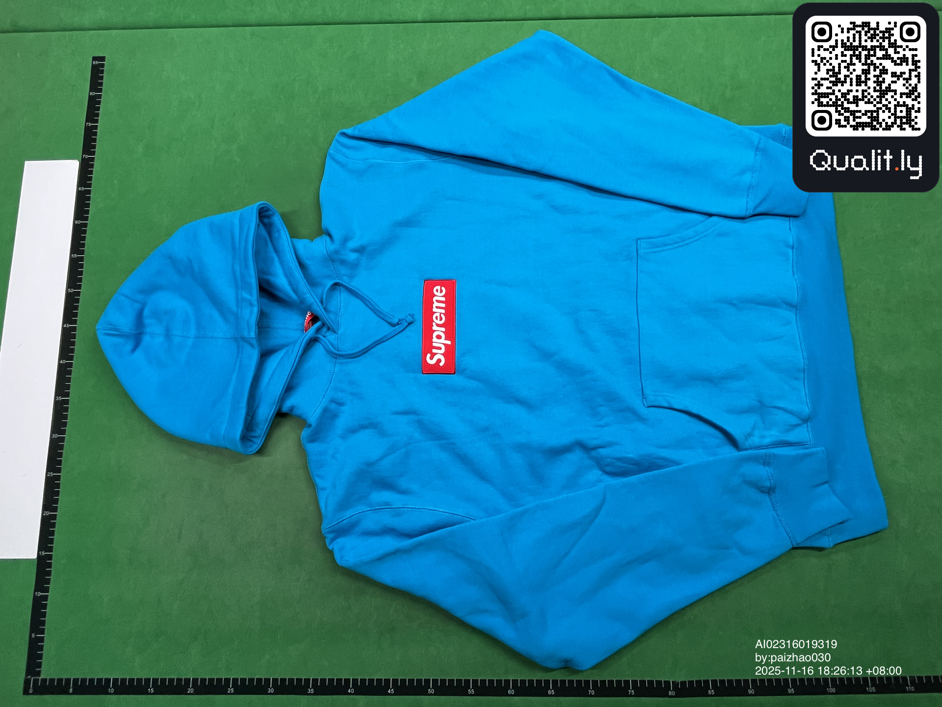 Hoodie — QC-foto 2 van 30