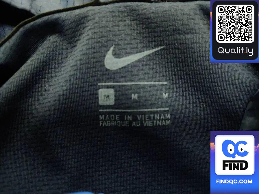 Veste — photo QC 2 sur 20