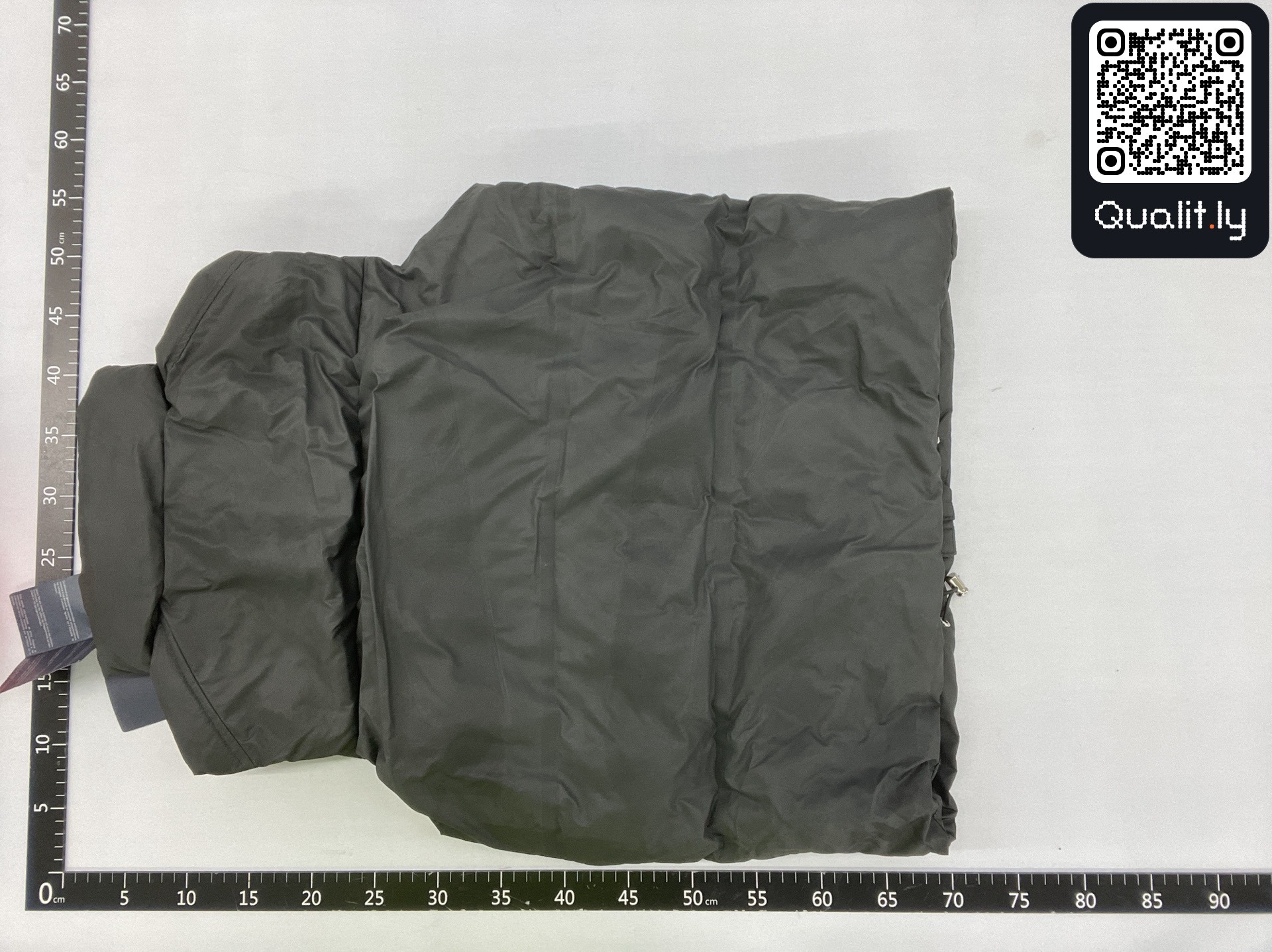 Jacket QC photo 3 of 8