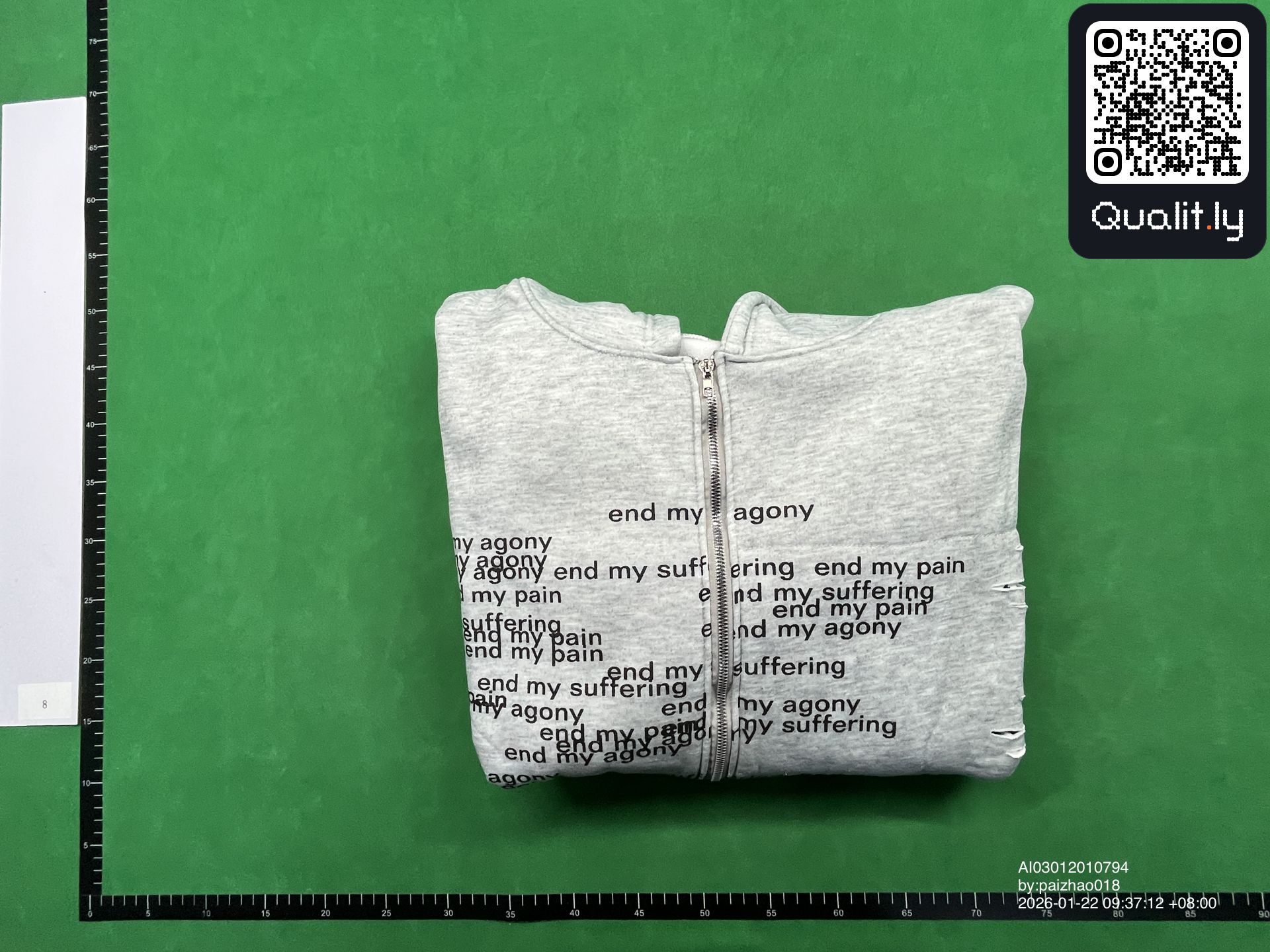 Hoodie — QC-foto 1 av 4