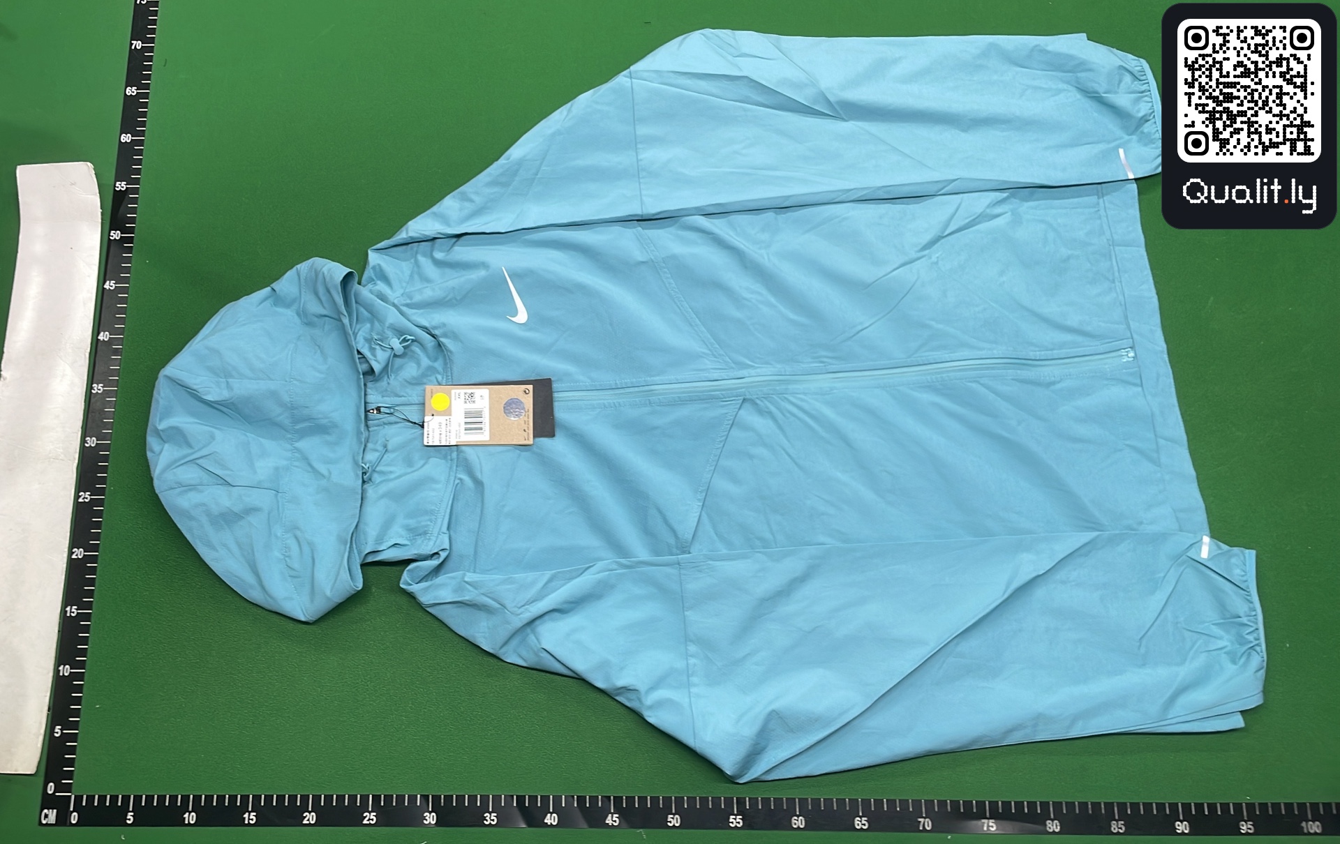 Jacket QC photo 2 of 4