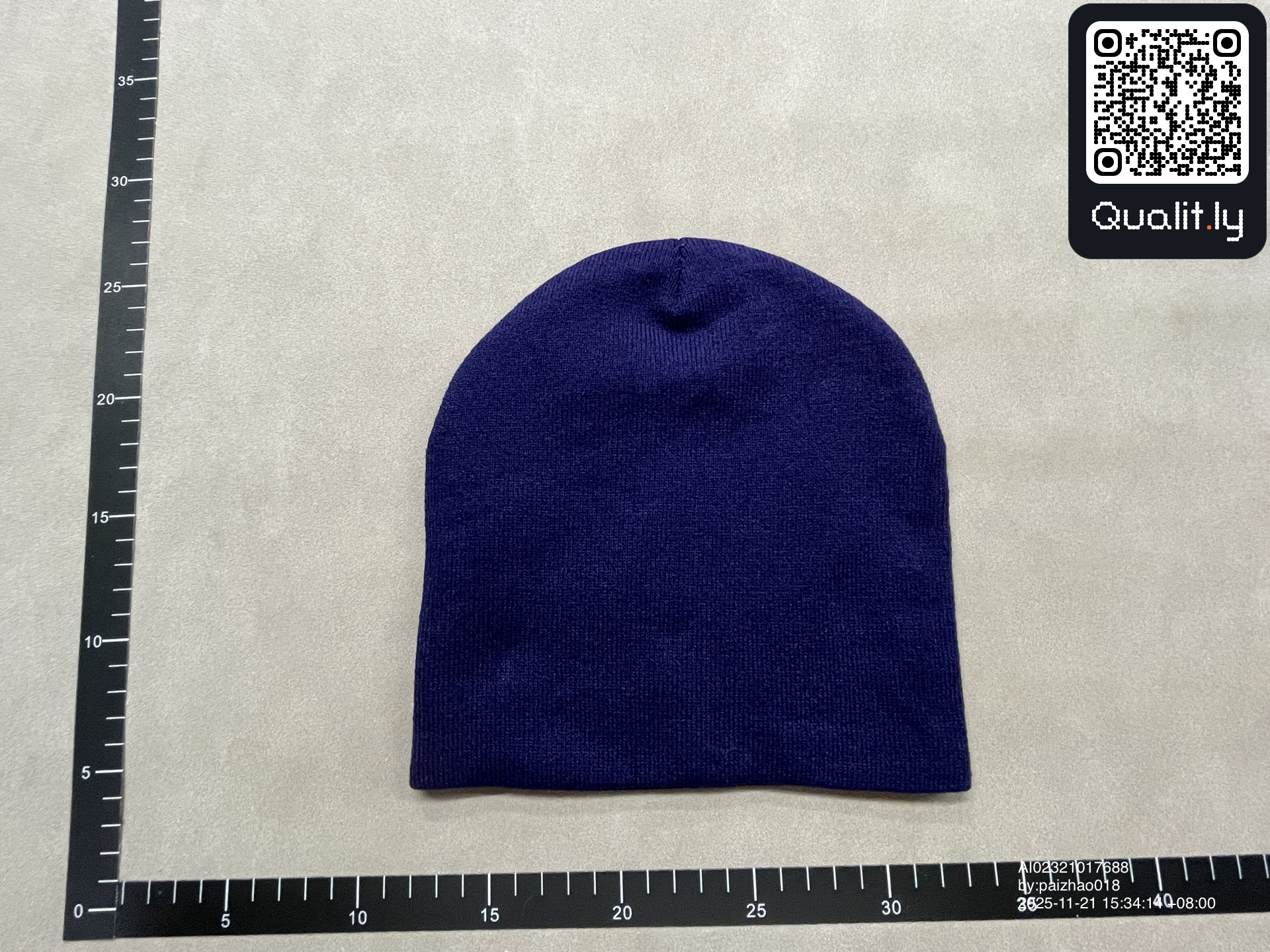 Mütze — QC-Foto 2 von 3