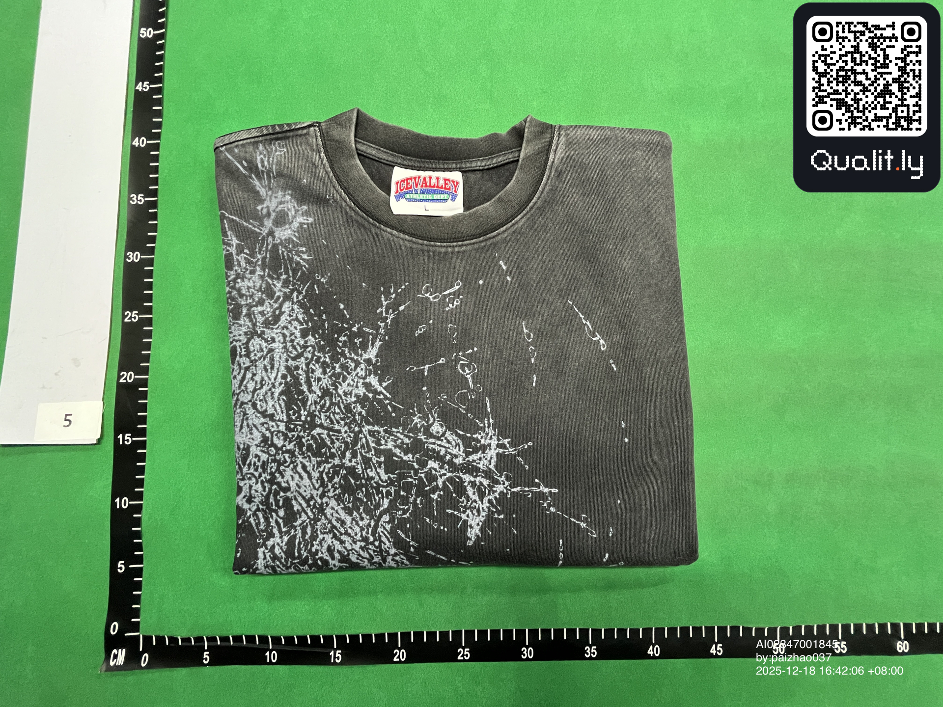 T-shirt — QC-foto 1 av 4