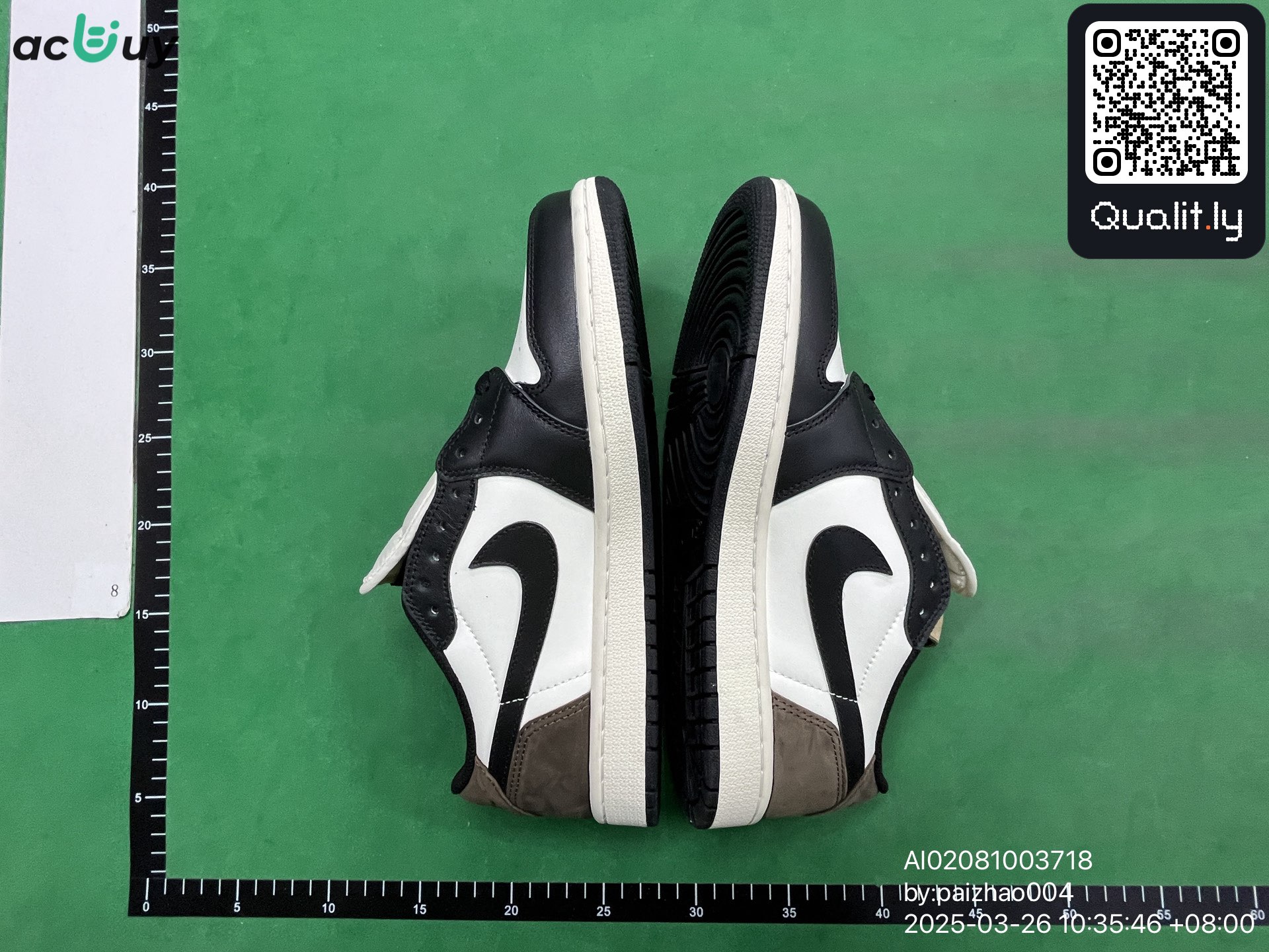 Sneakers QC photo 3 of 6