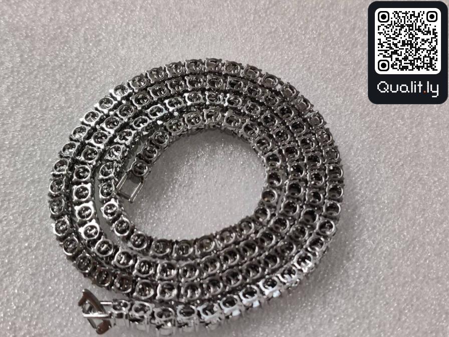 Jewelry QC photo 2 of 12