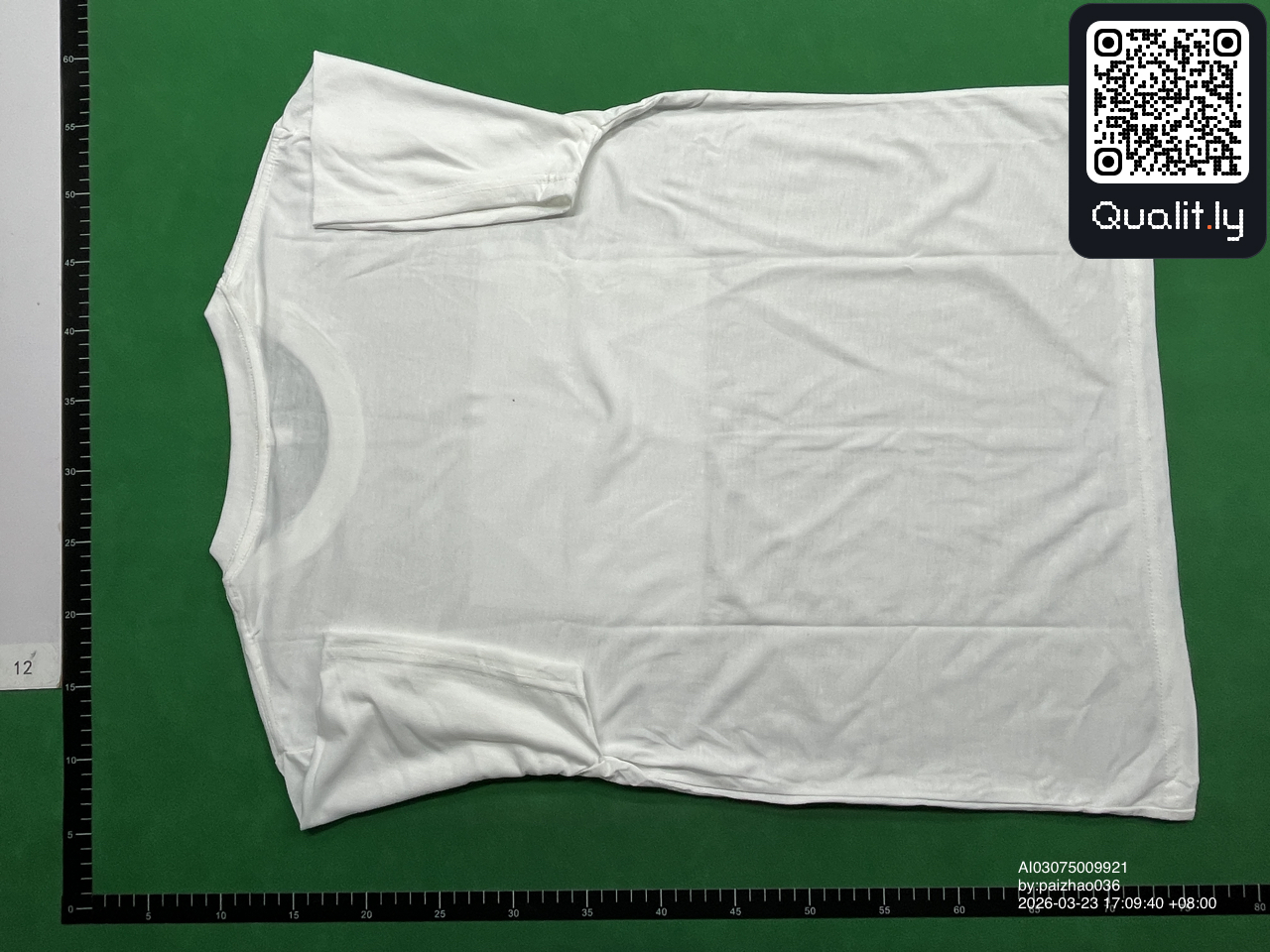 T-shirt — photo QC 2 sur 20
