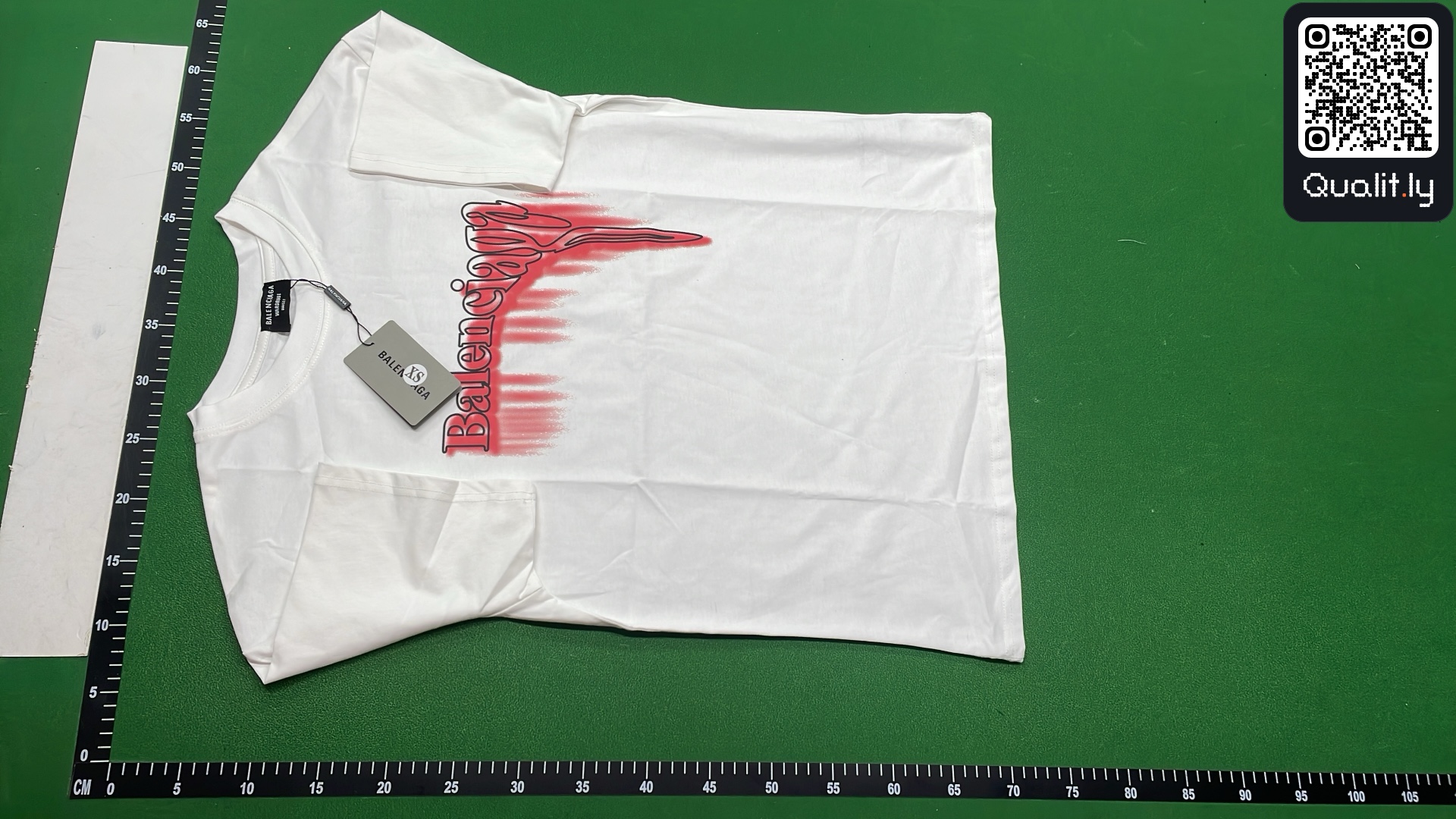 T-Shirt — QC-Foto 2 von 8