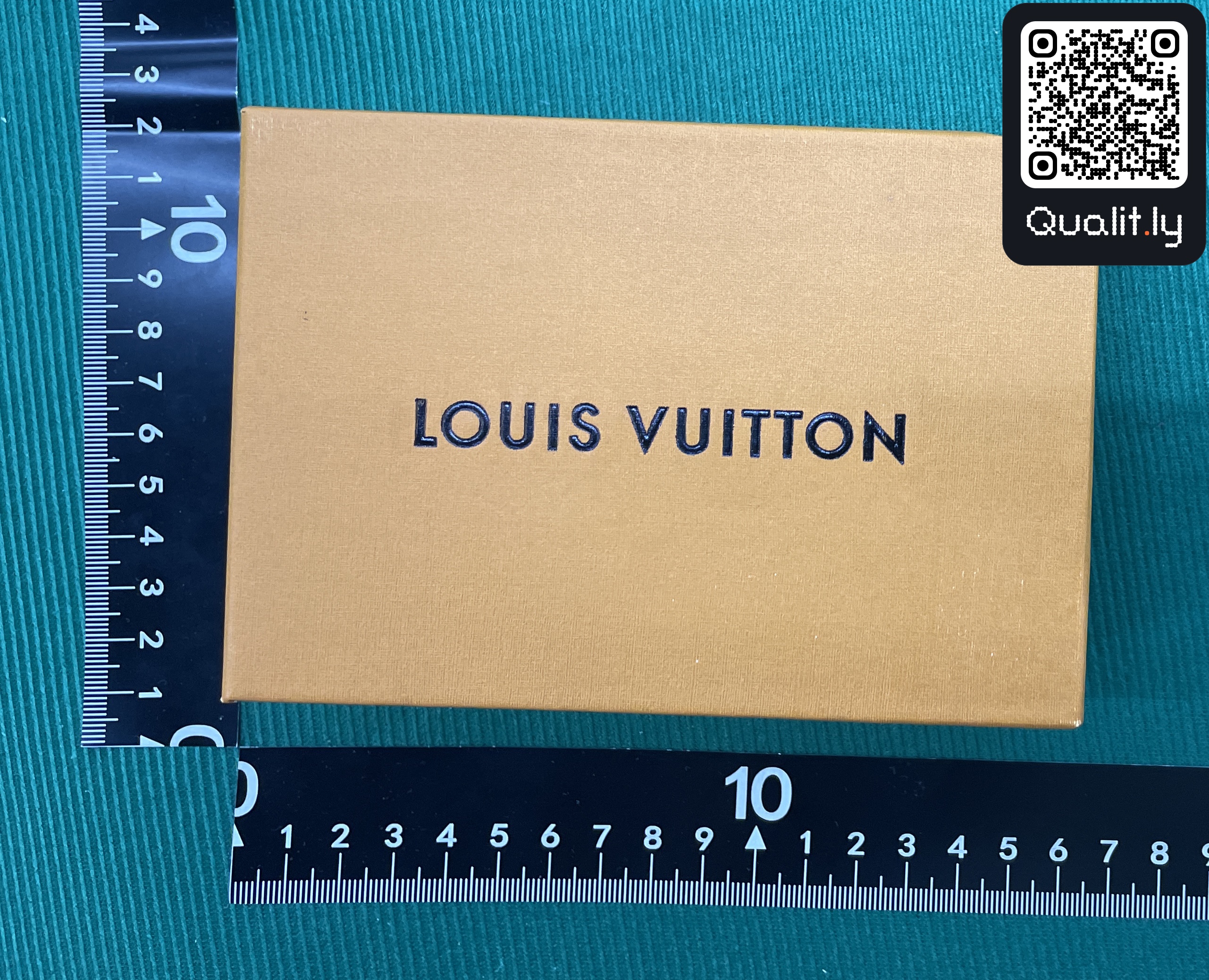 Foto QC 1 di 10