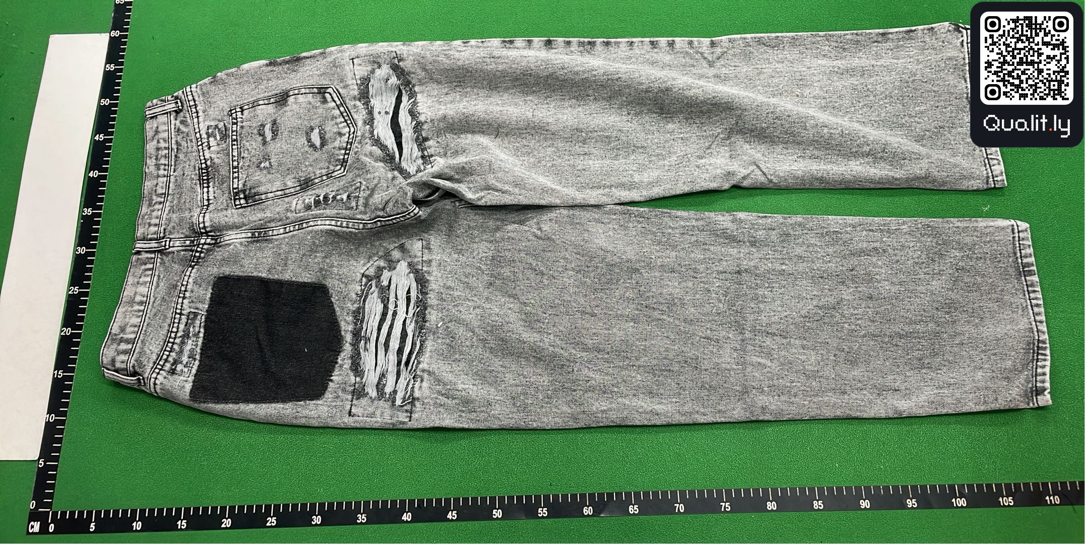 Jeans — QC-Foto 3 von 8