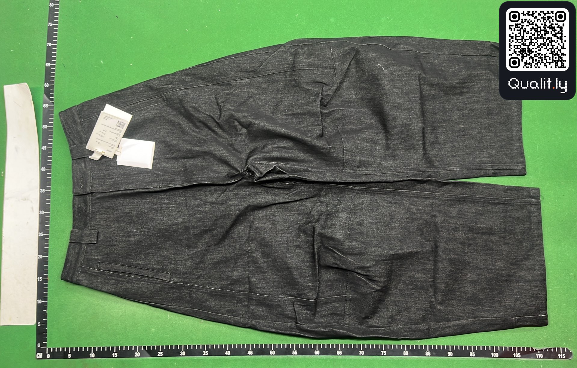 牛仔裤 QC 照片 2 / 24
