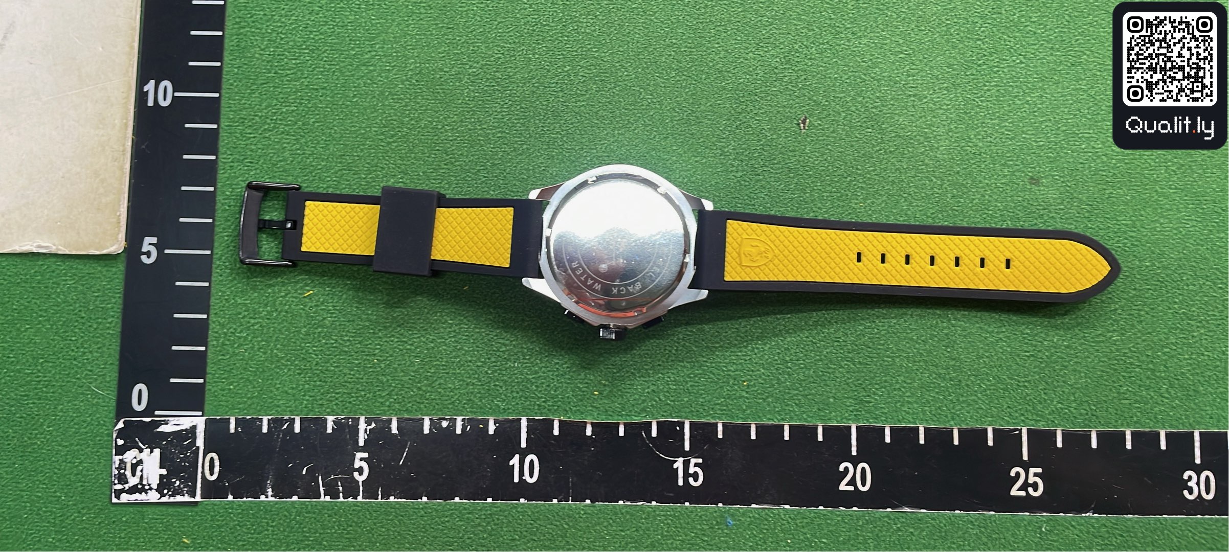 Uhr — QC-Foto 2 von 3