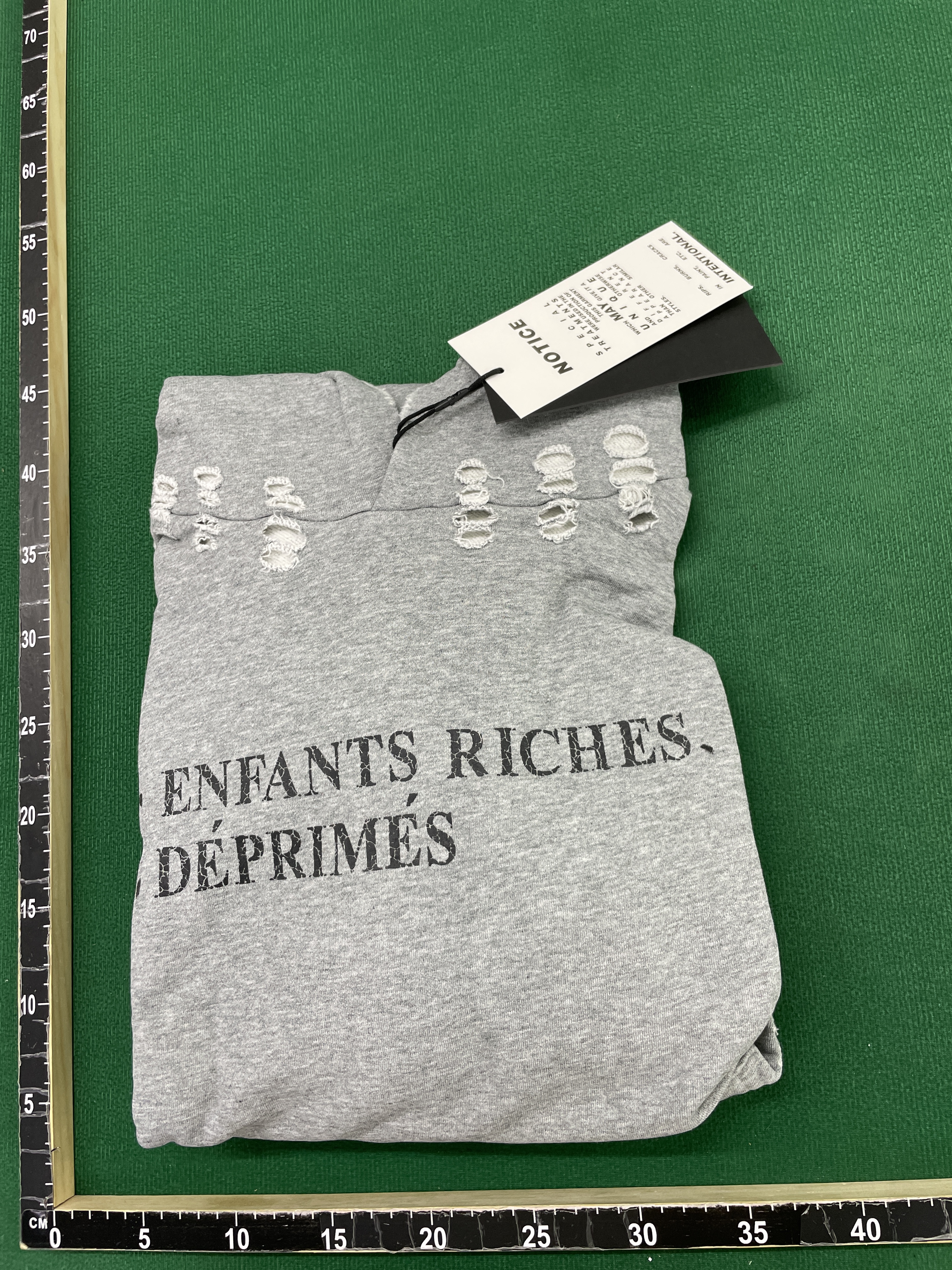 Sweater — QC-foto 1 van 138