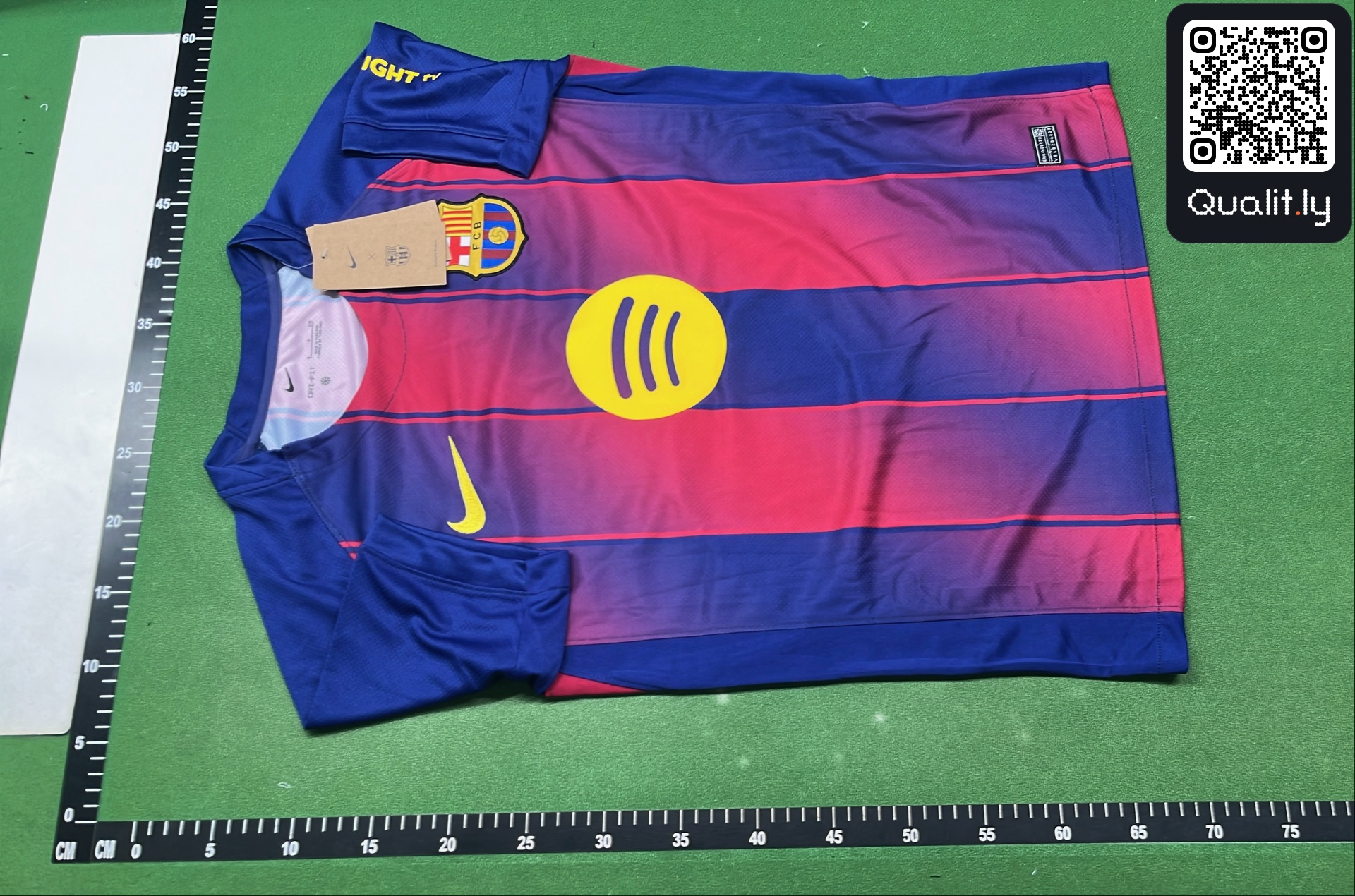 Shirt QC photo 2 of 112