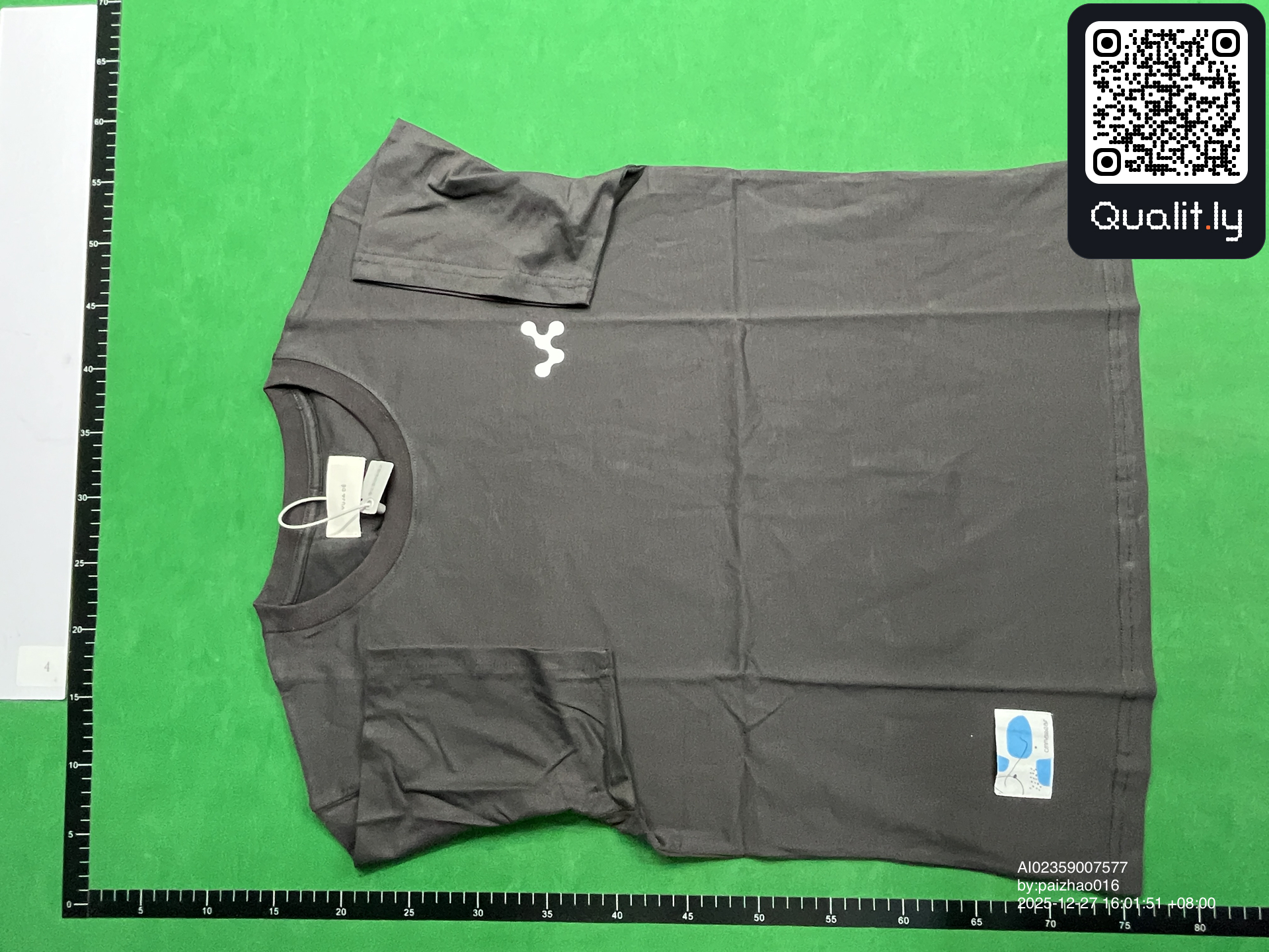 T-shirt — QC-foto 3 av 4