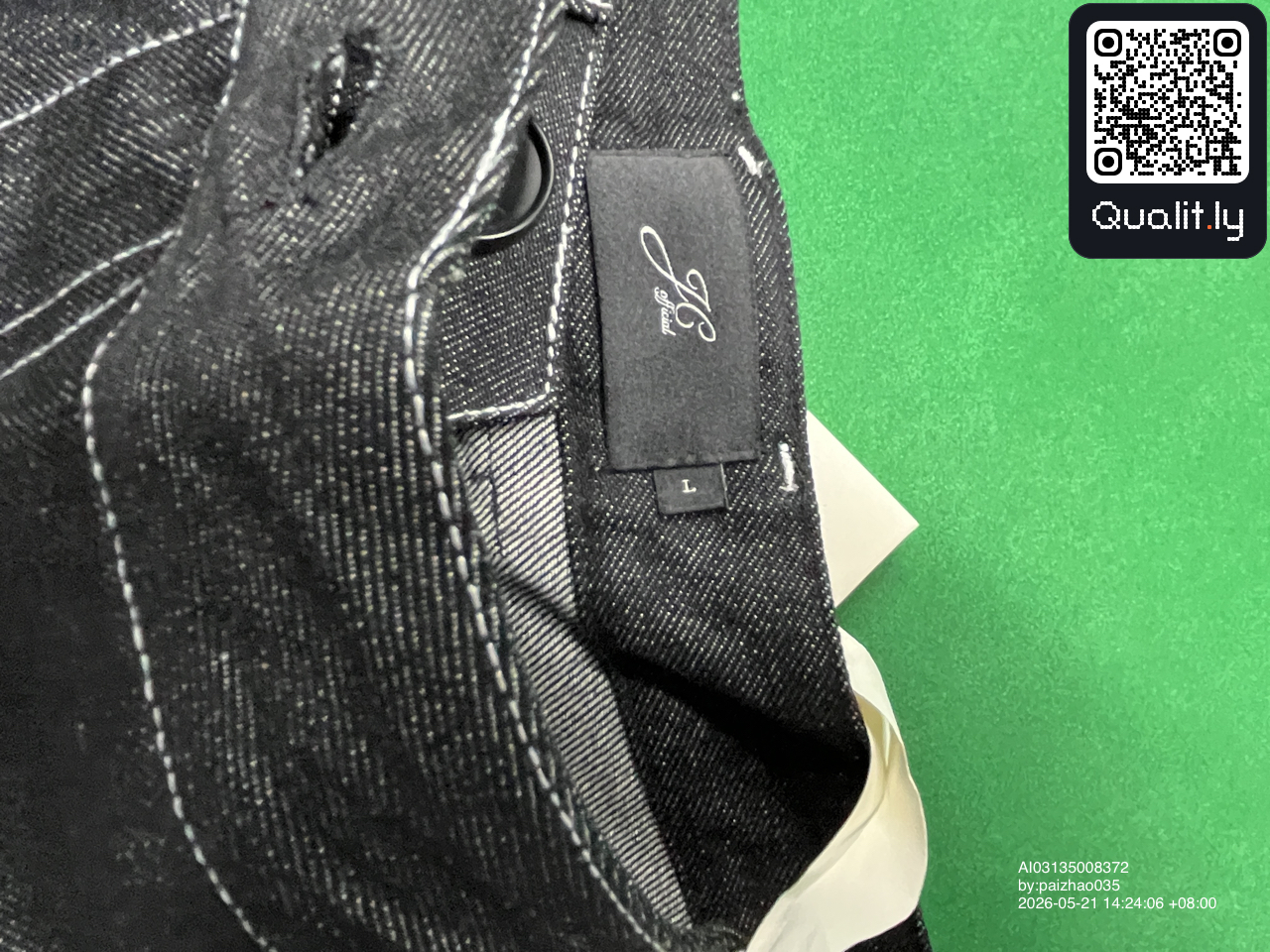 Jeans — QC-foto 1 van 10