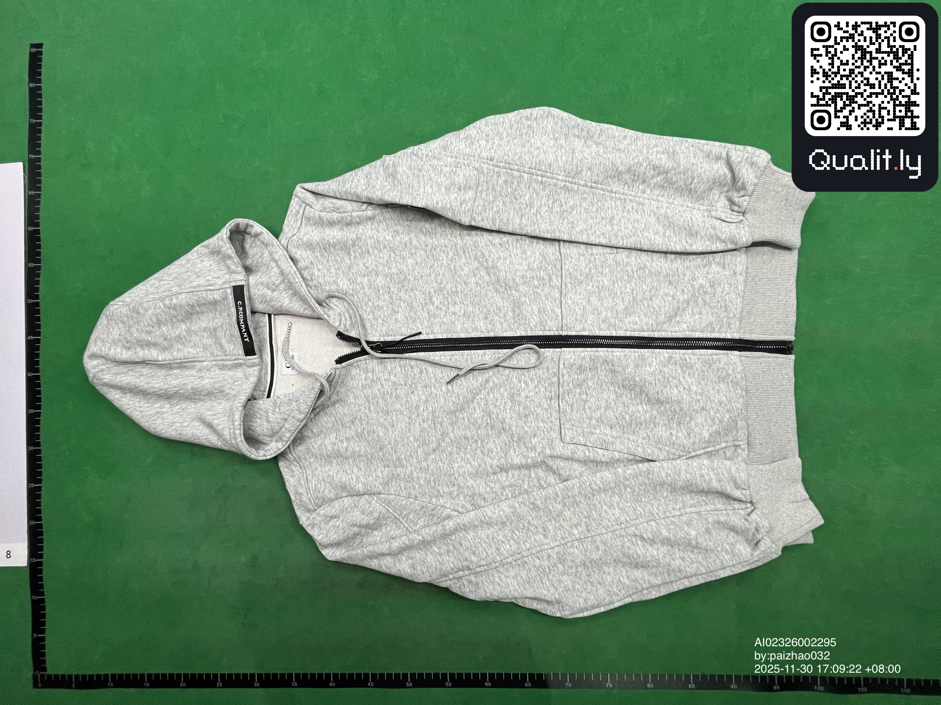 Bluza z kapturem — zdjęcie QC 3 z 32
