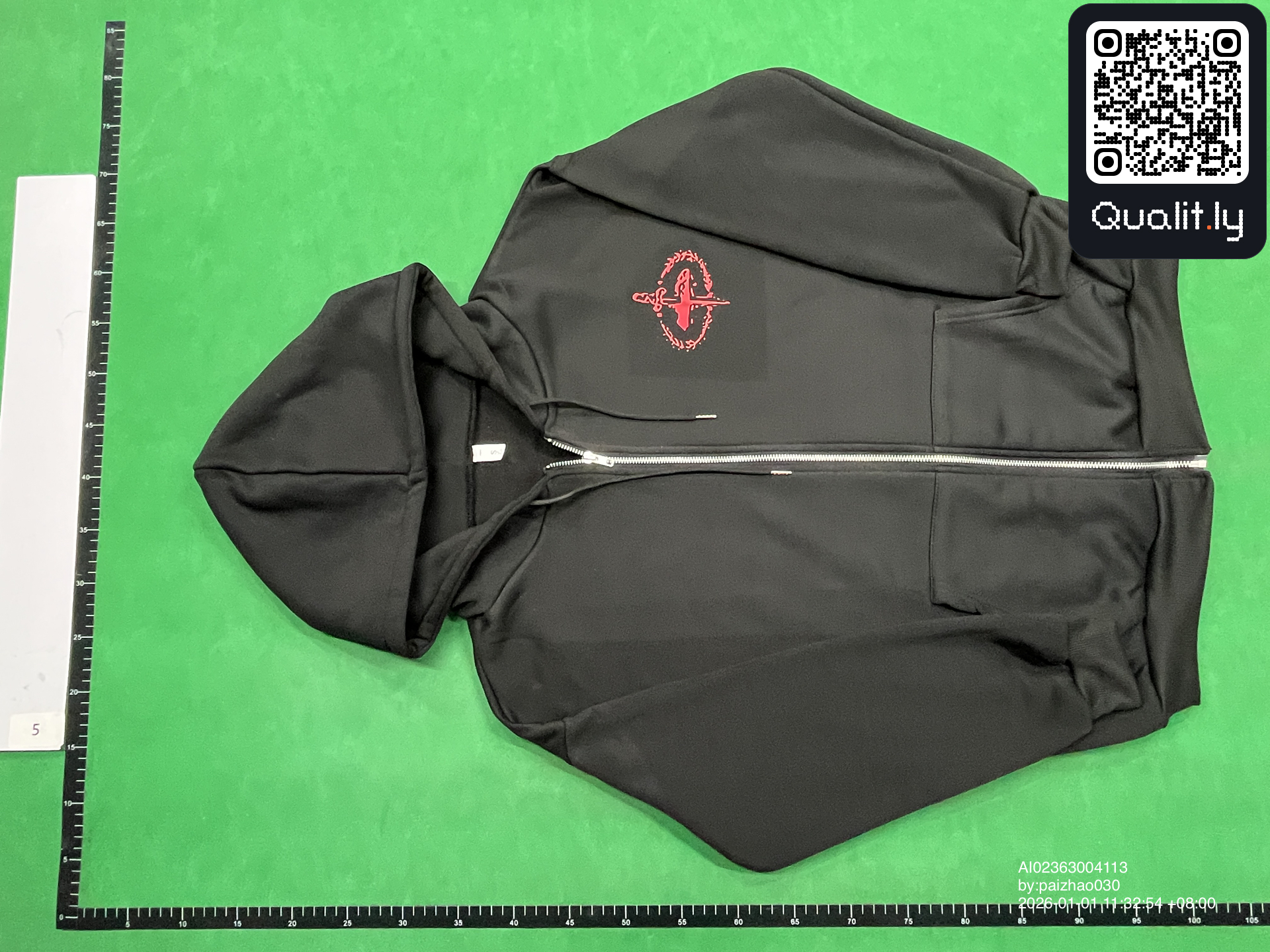 卫衣 QC 照片 3 / 4