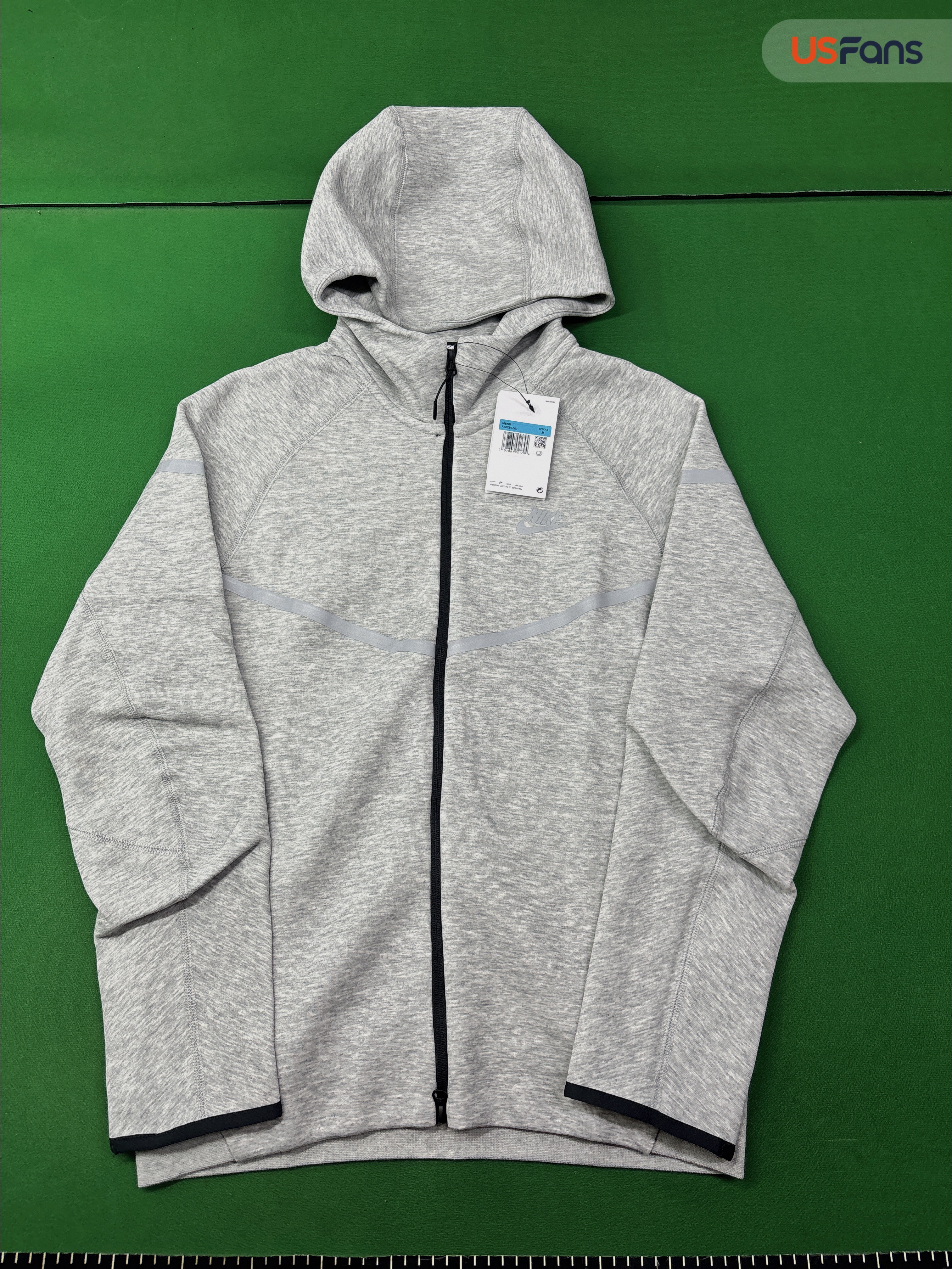Hoodie — QC-foto 2 av 4