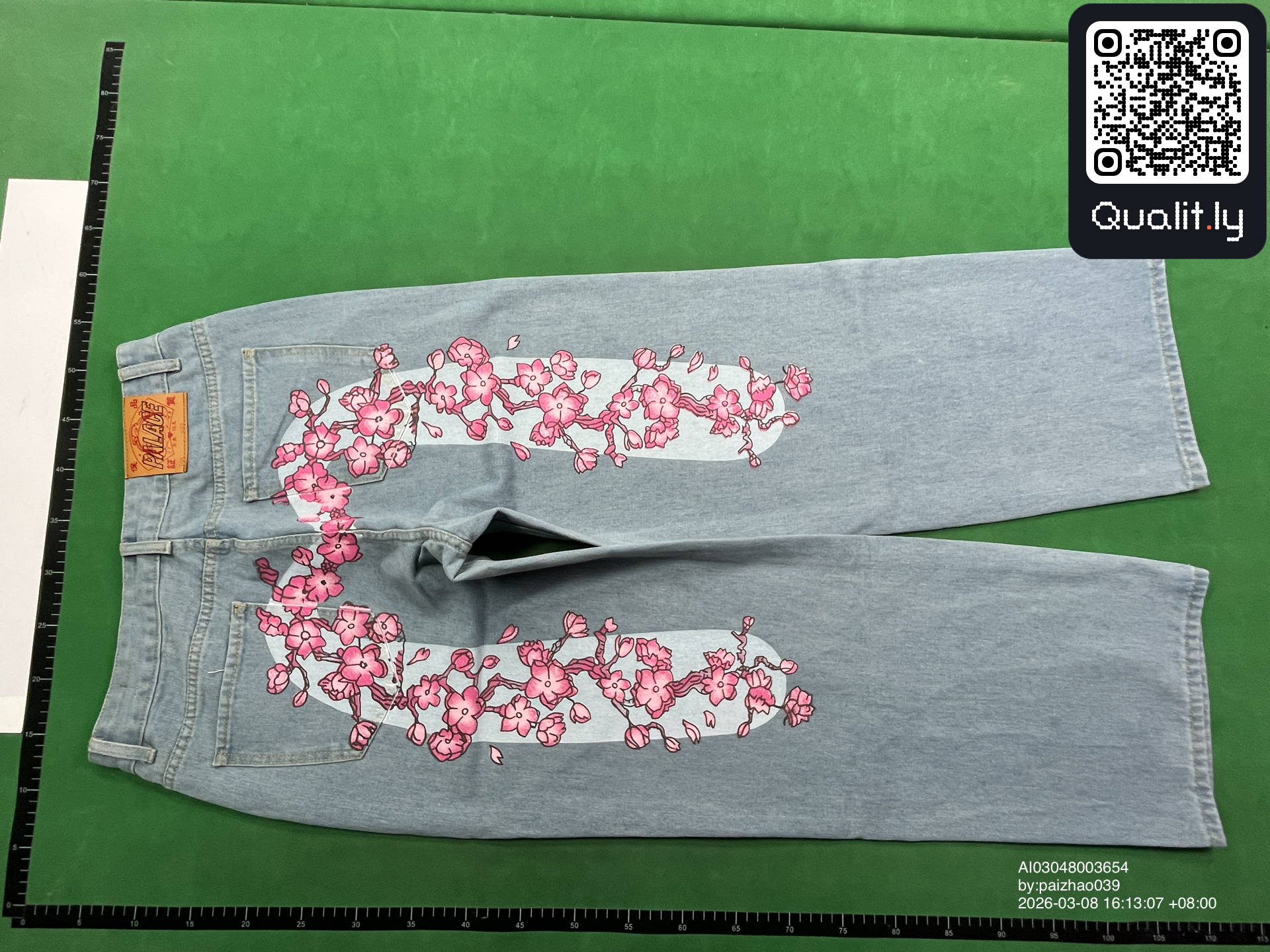 Jeans — QC-Foto 2 von 28
