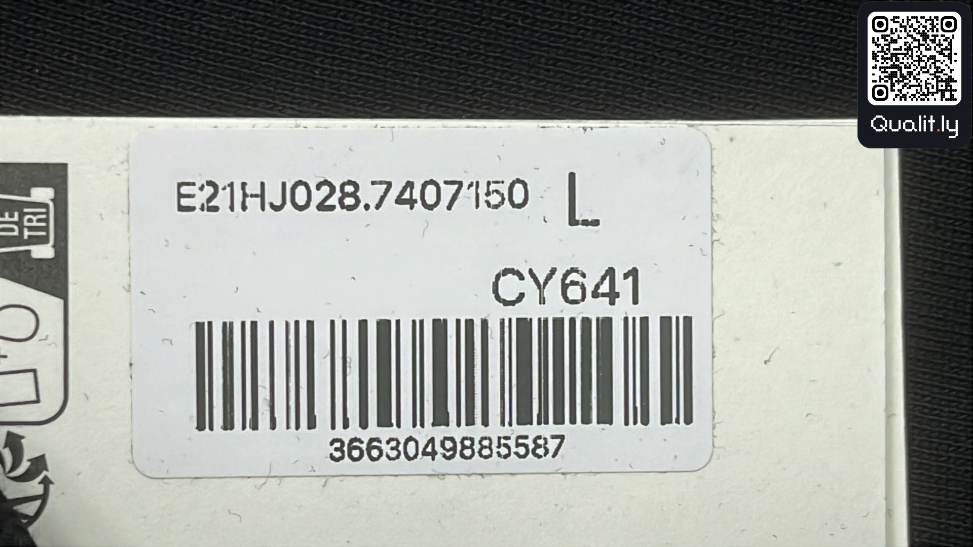 Sweatshirt QC photo 1 of 344