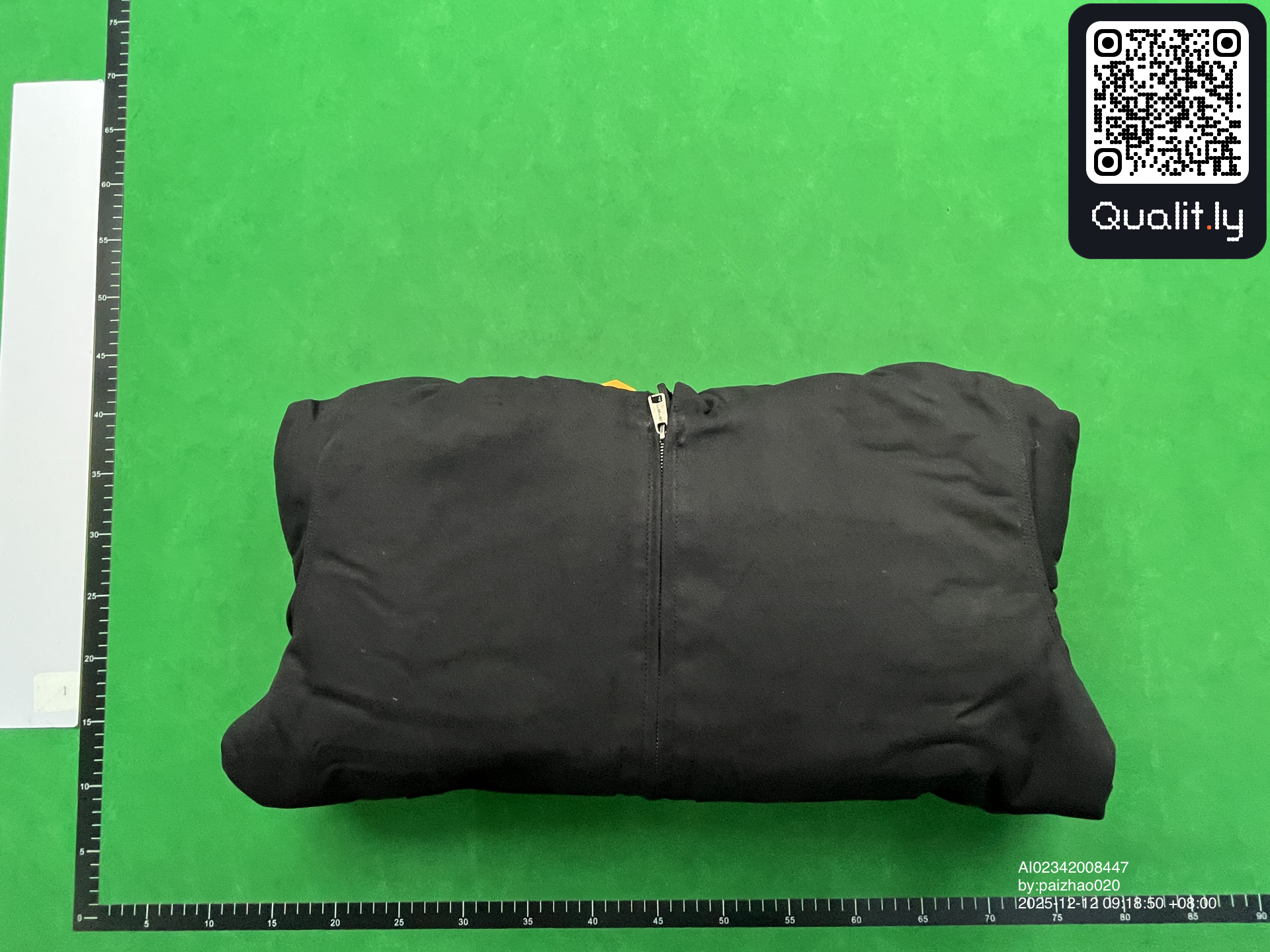 Jacket QC photo 1 of 8