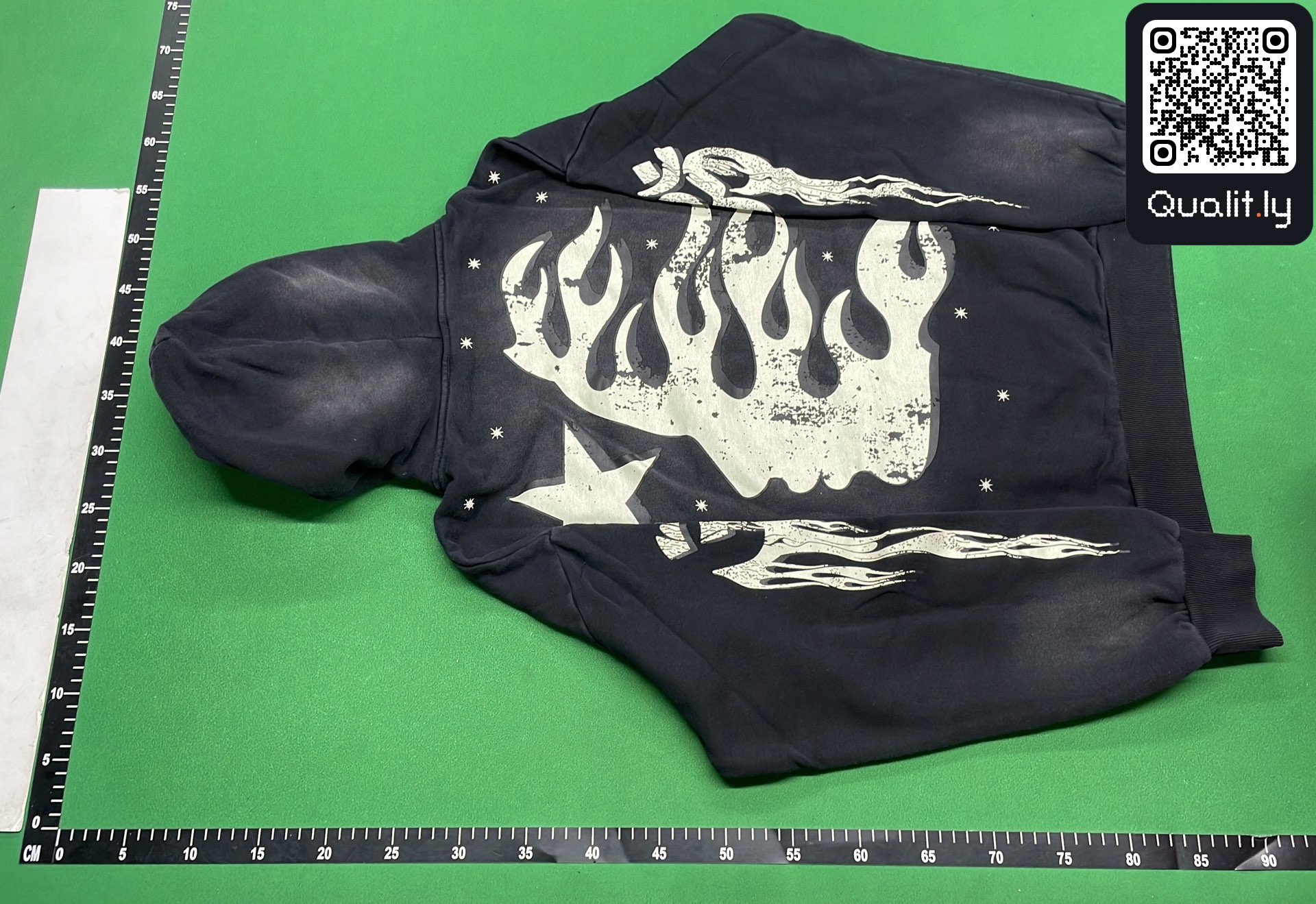Tracksuit QC photo 3 of 58