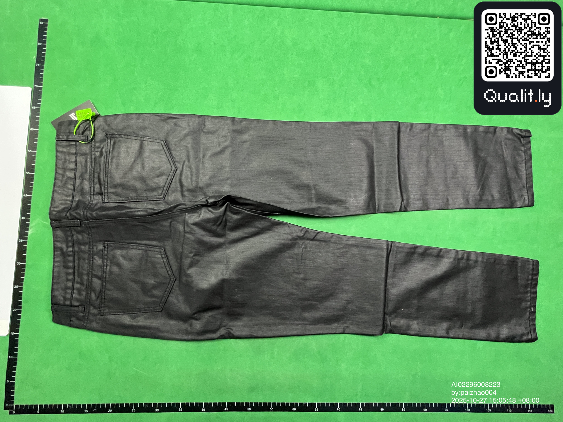 Jeans — foto QC 2 di 22