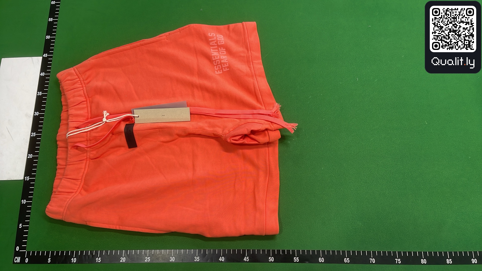 Hoodie QC photo 2 of 49