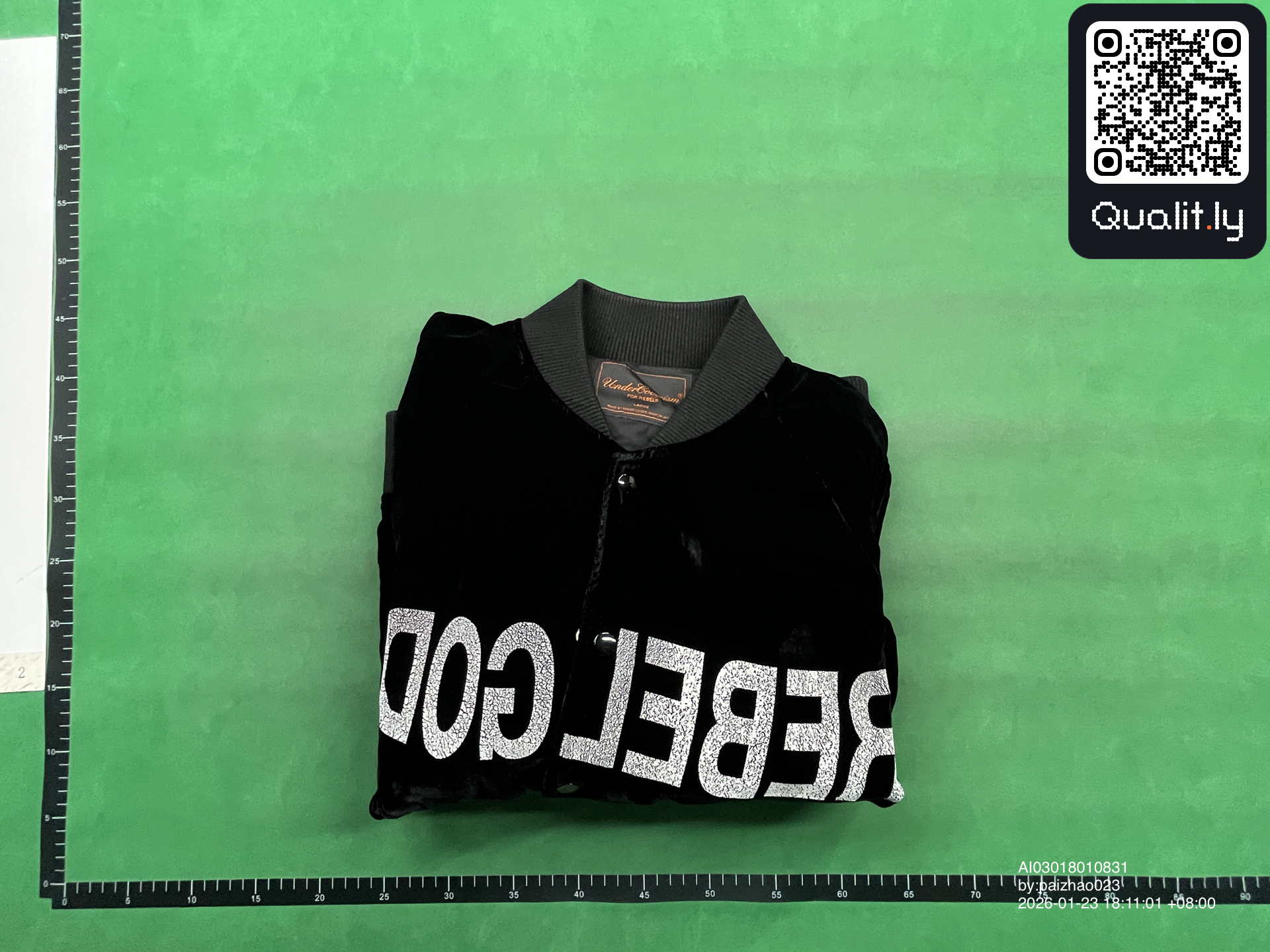 夹克 QC 照片 1 / 4