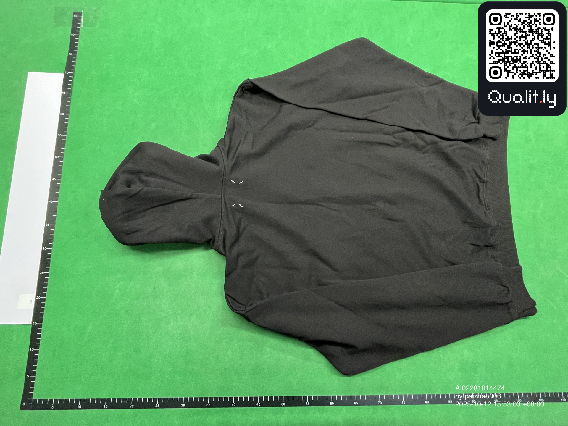 Hoodie — QC-foto 2 av 12