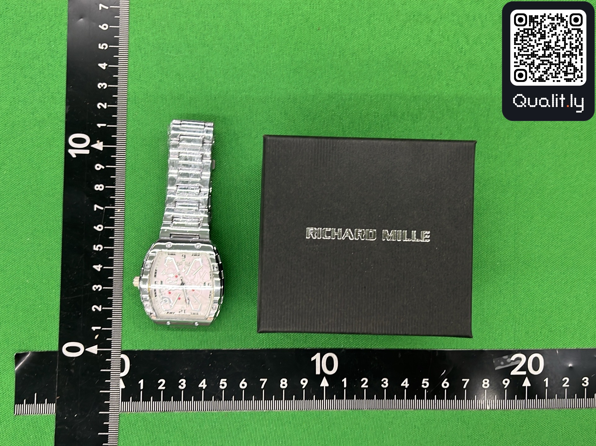 Horloge — QC-foto 2 van 13