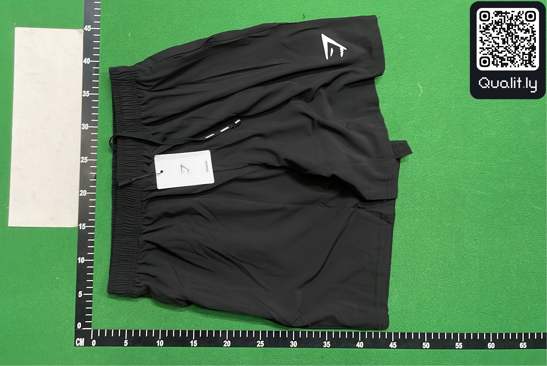 Pantalón corto — foto QC 2 de 12