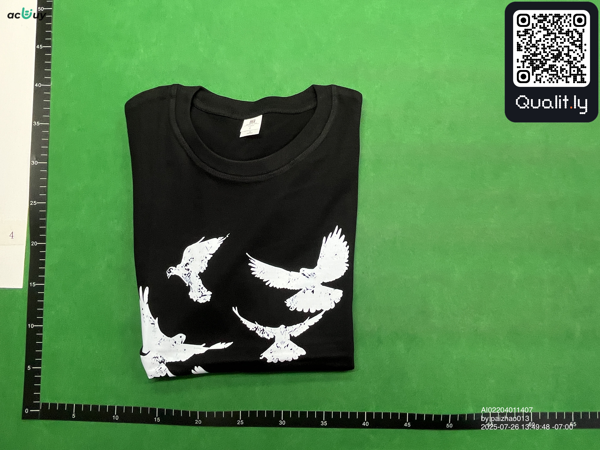 T-shirt — photo QC 1 sur 4