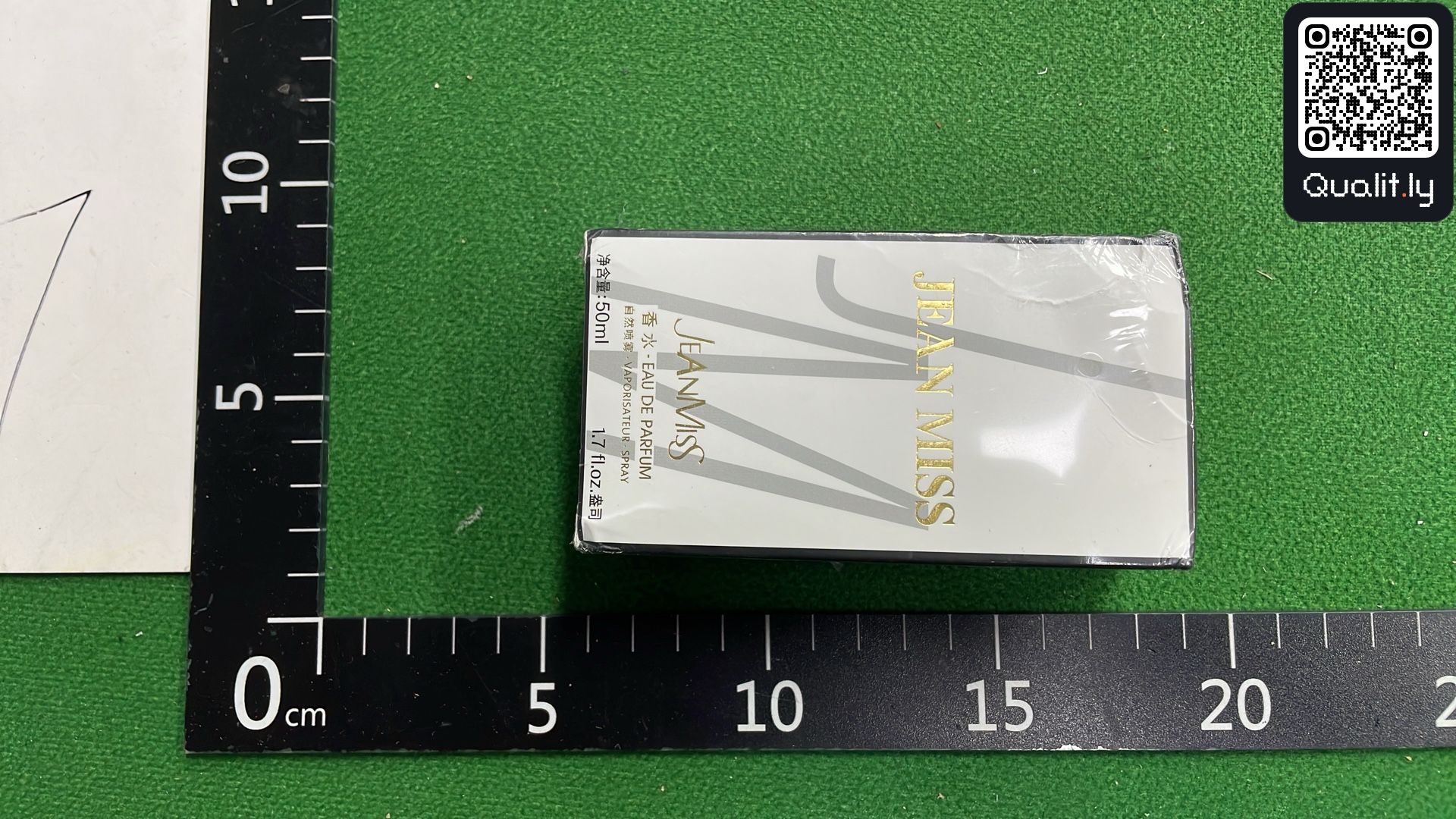 Foto QC 2 de 3