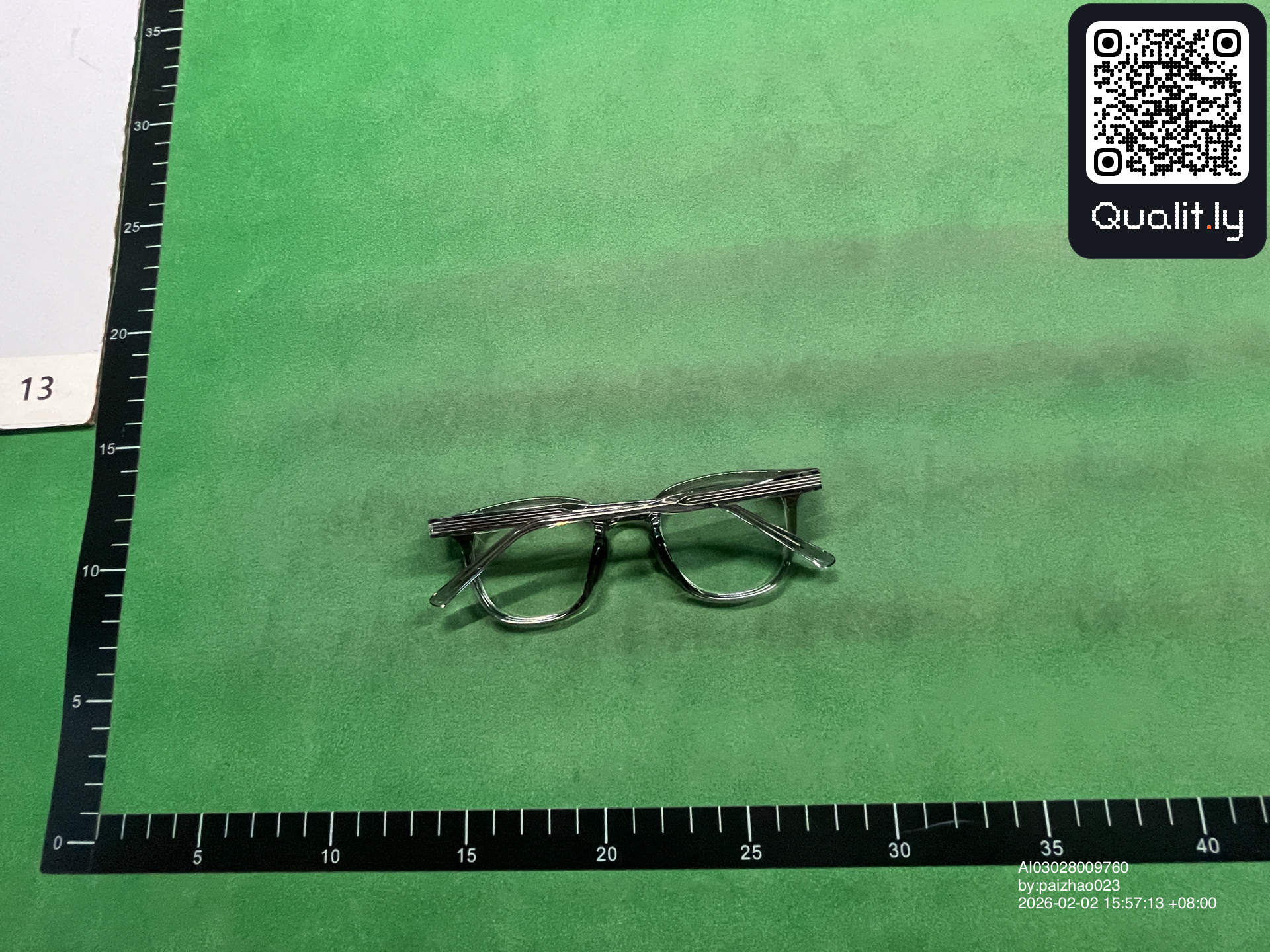 Ochelari de soare — fotografie QC 2 din 3