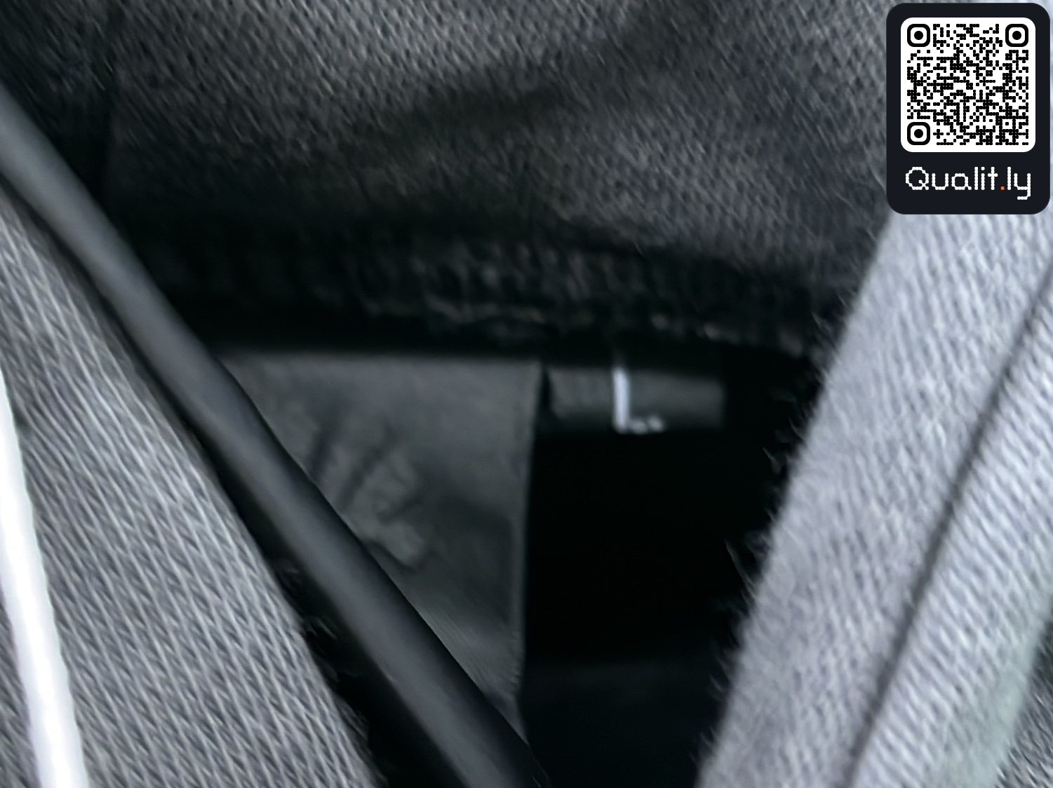 Hoodie — QC-foto 2 van 51