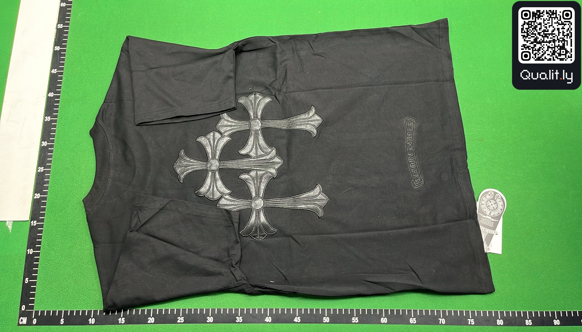T-shirt QC photo 3 of 211