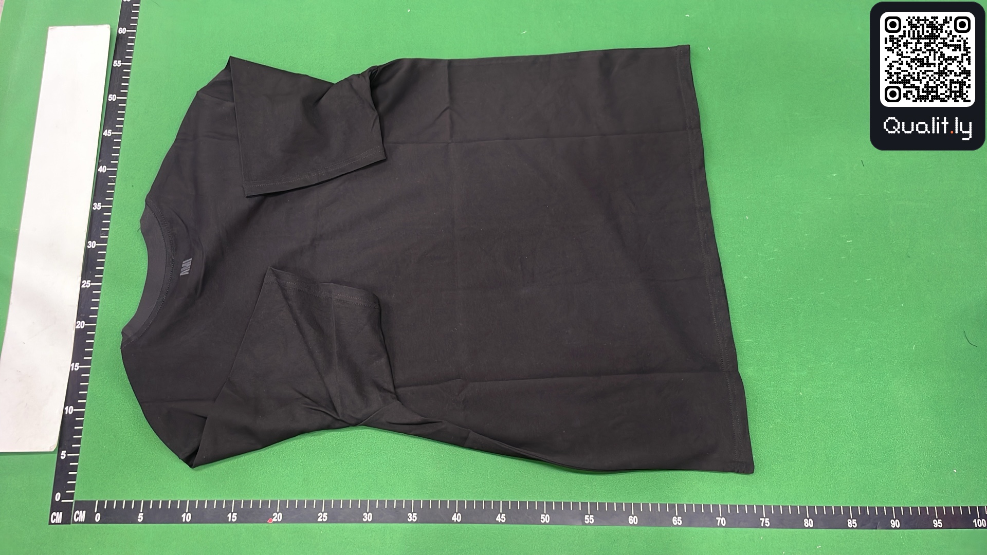 T-shirt — photo QC 3 sur 4