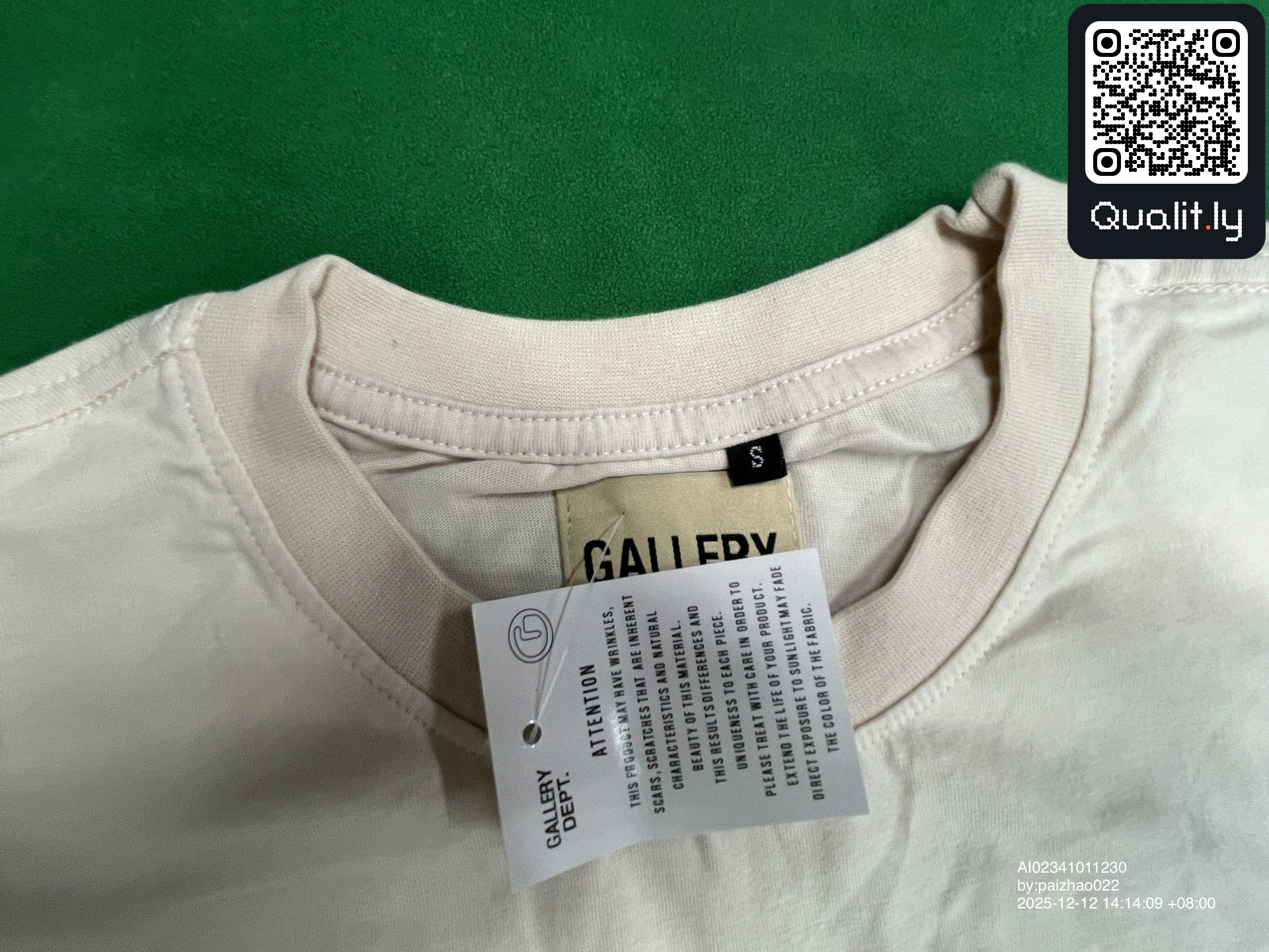 T-Shirt — QC-Foto 1 von 10