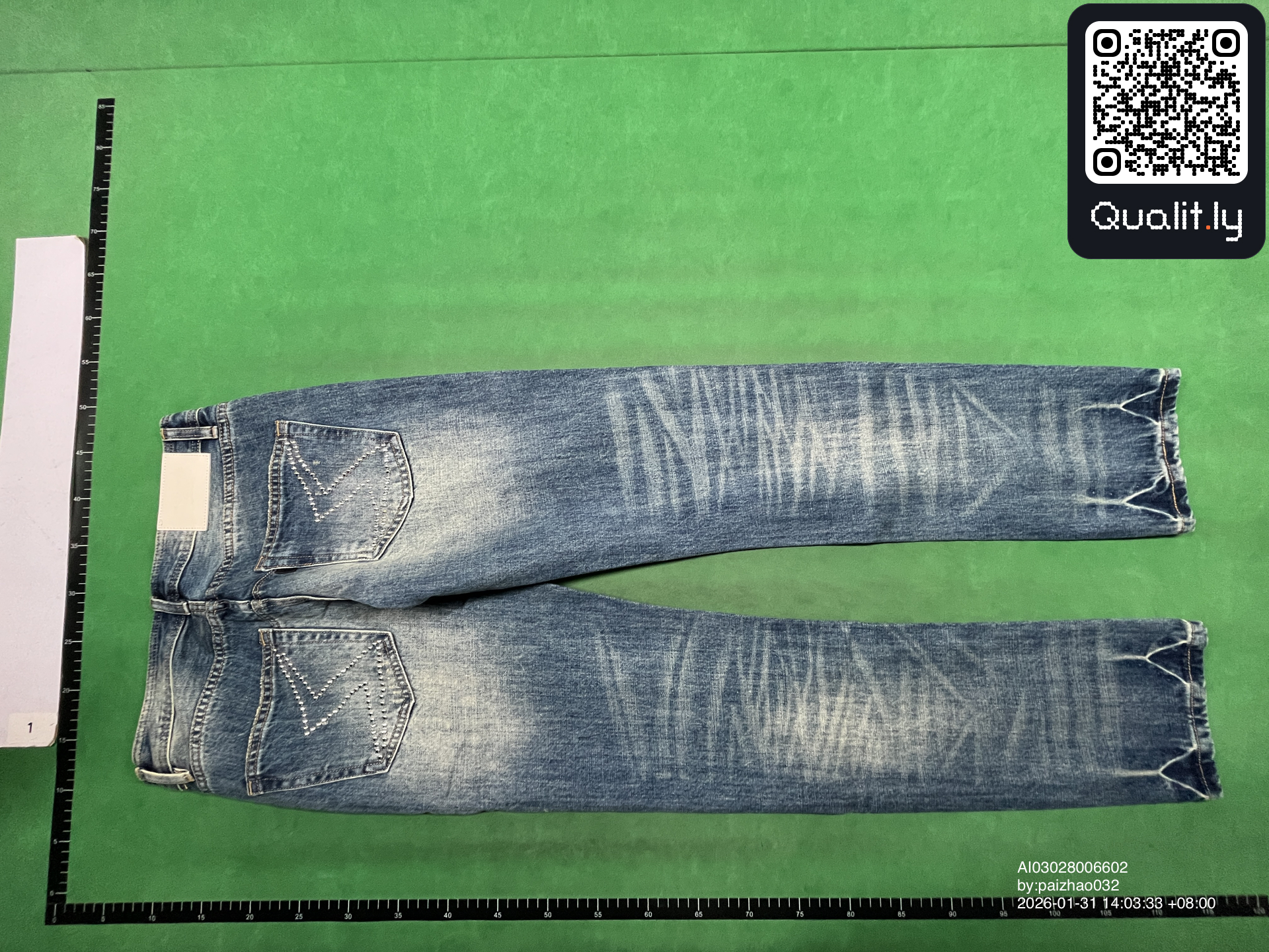 Jeans — QC-foto 2 van 10