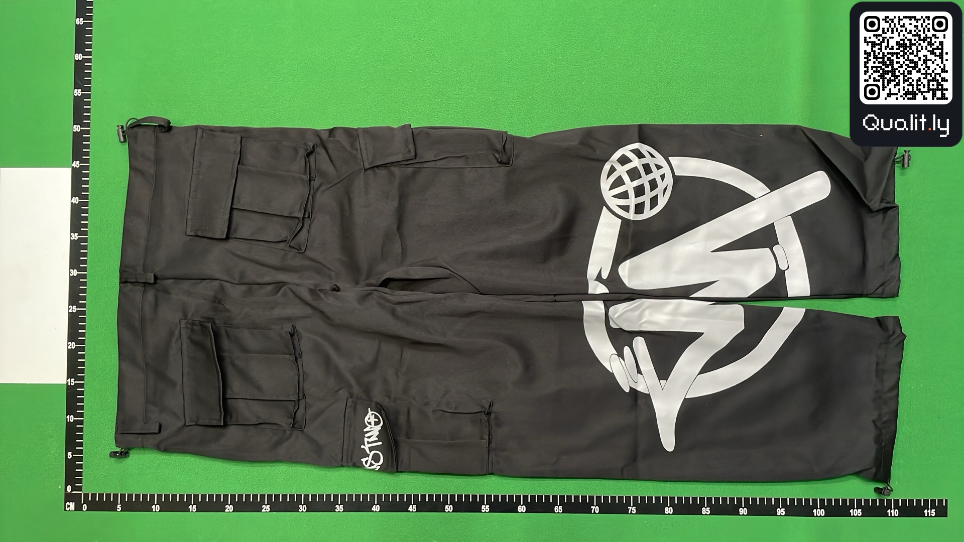 Pants QC photo 3 of 12