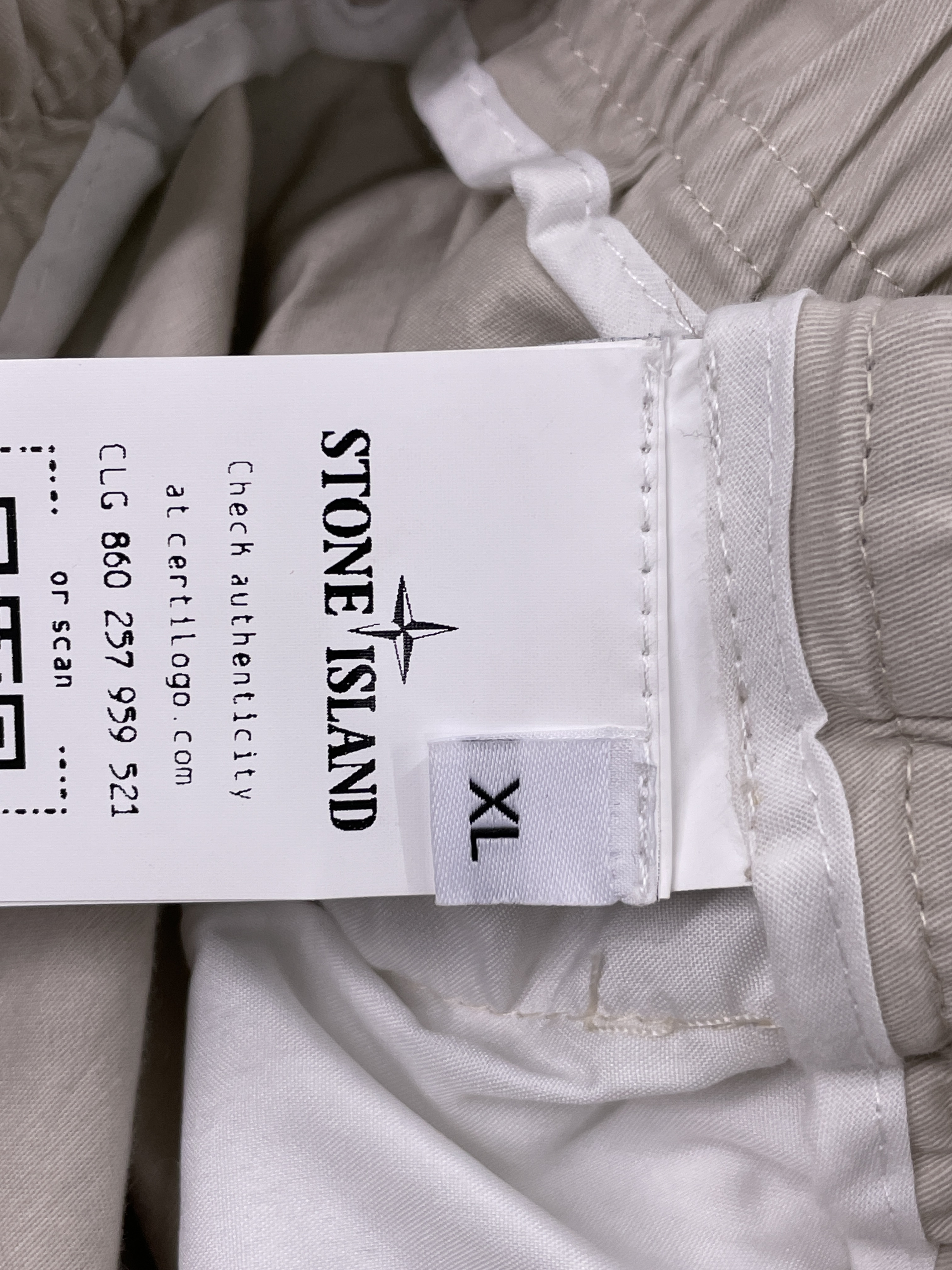 Pantaloncini — foto QC 2 di 46