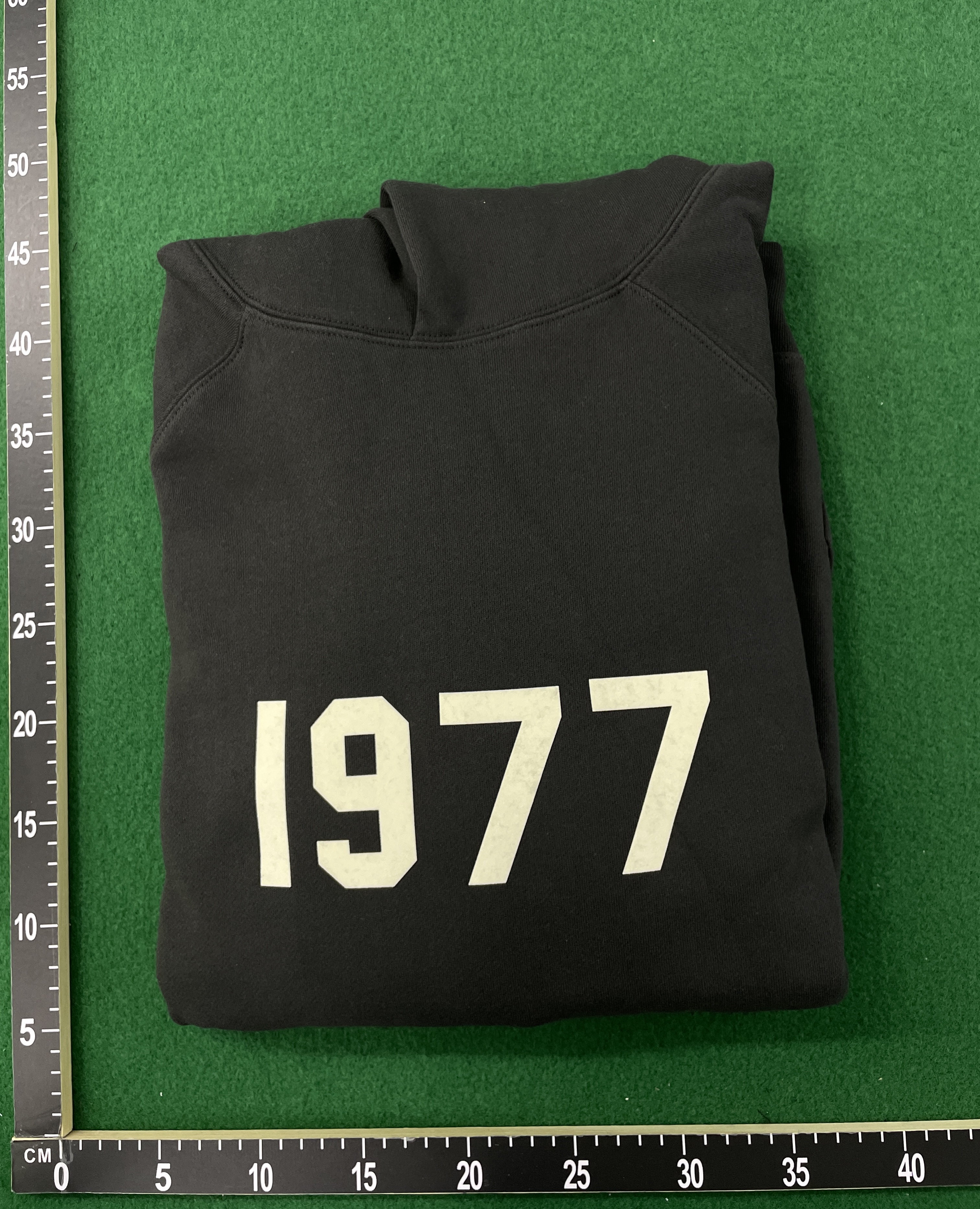 Hoodie QC photo 1 of 12