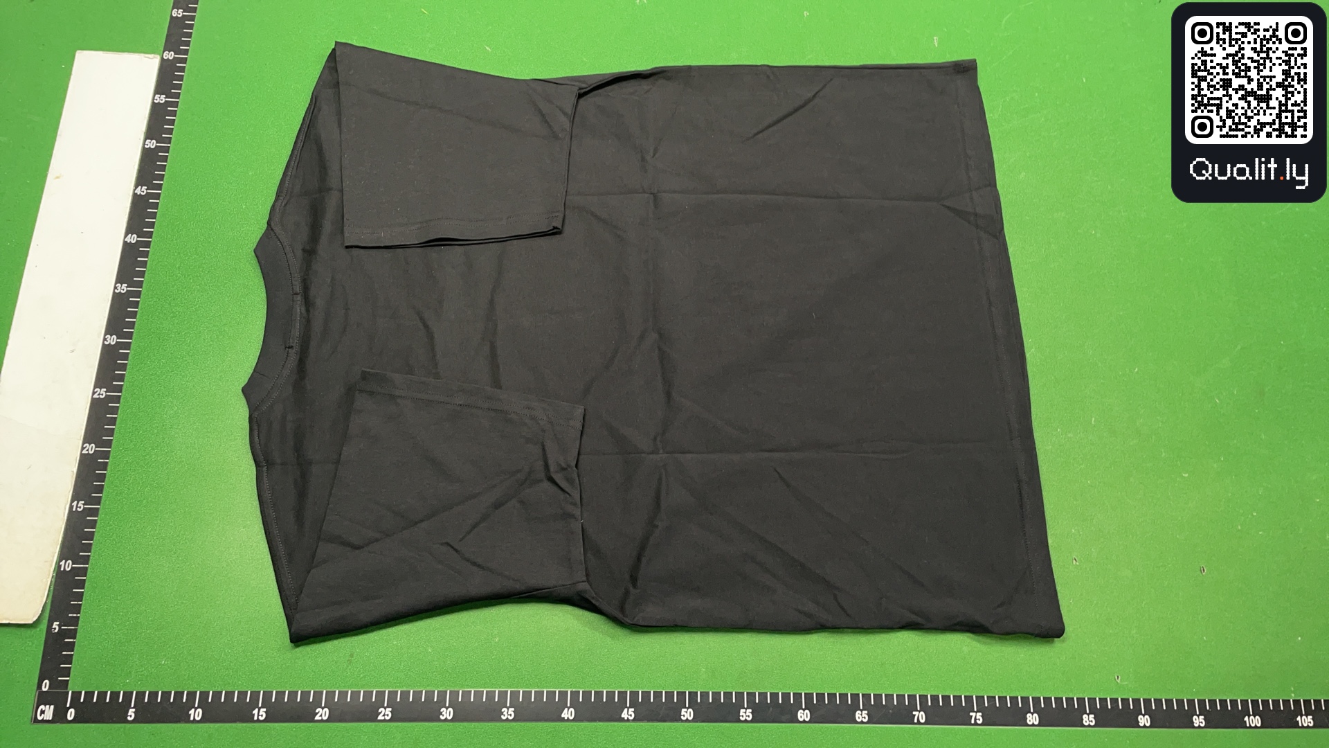 T-shirt — photo QC 3 sur 8