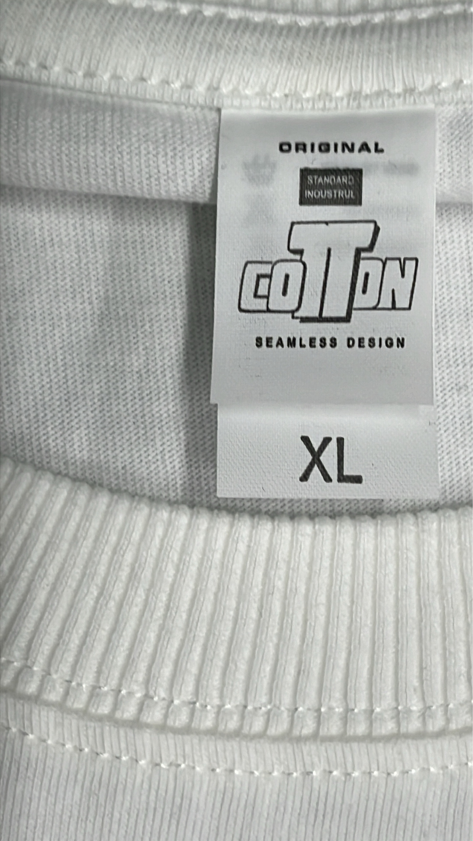 T-shirt — QC-foto 1 av 4