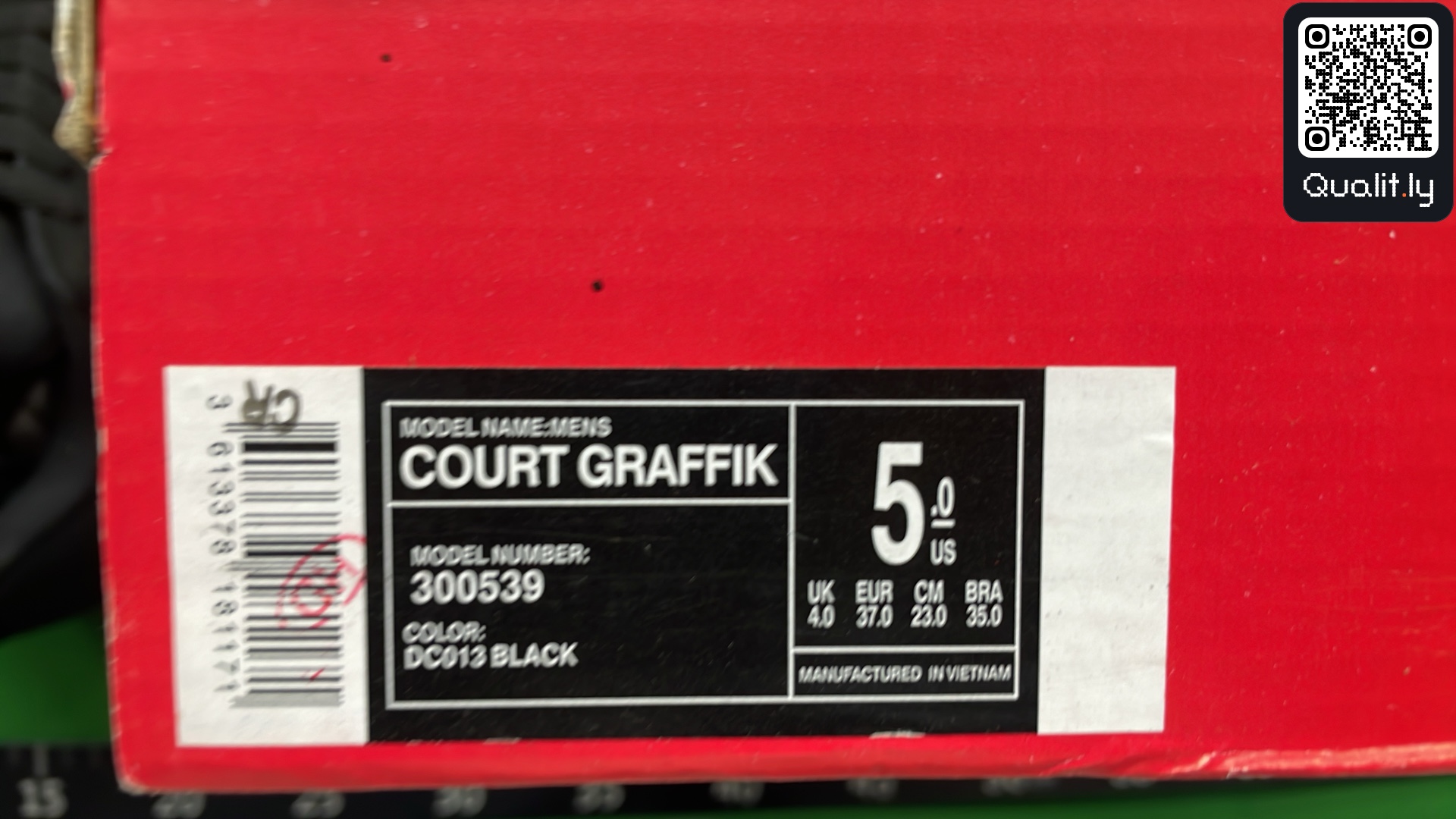 Sneaker — QC-Foto 2 von 12