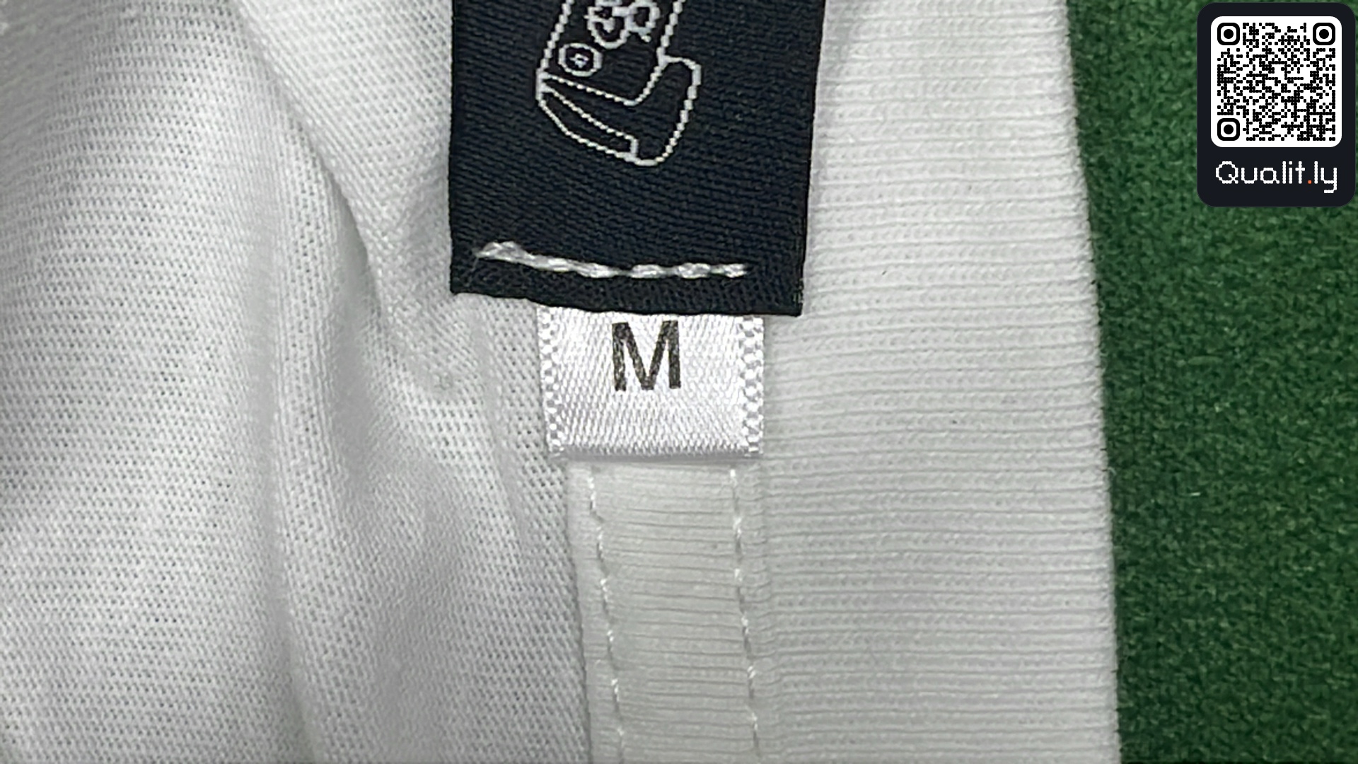 T-shirt QC photo 1 of 312