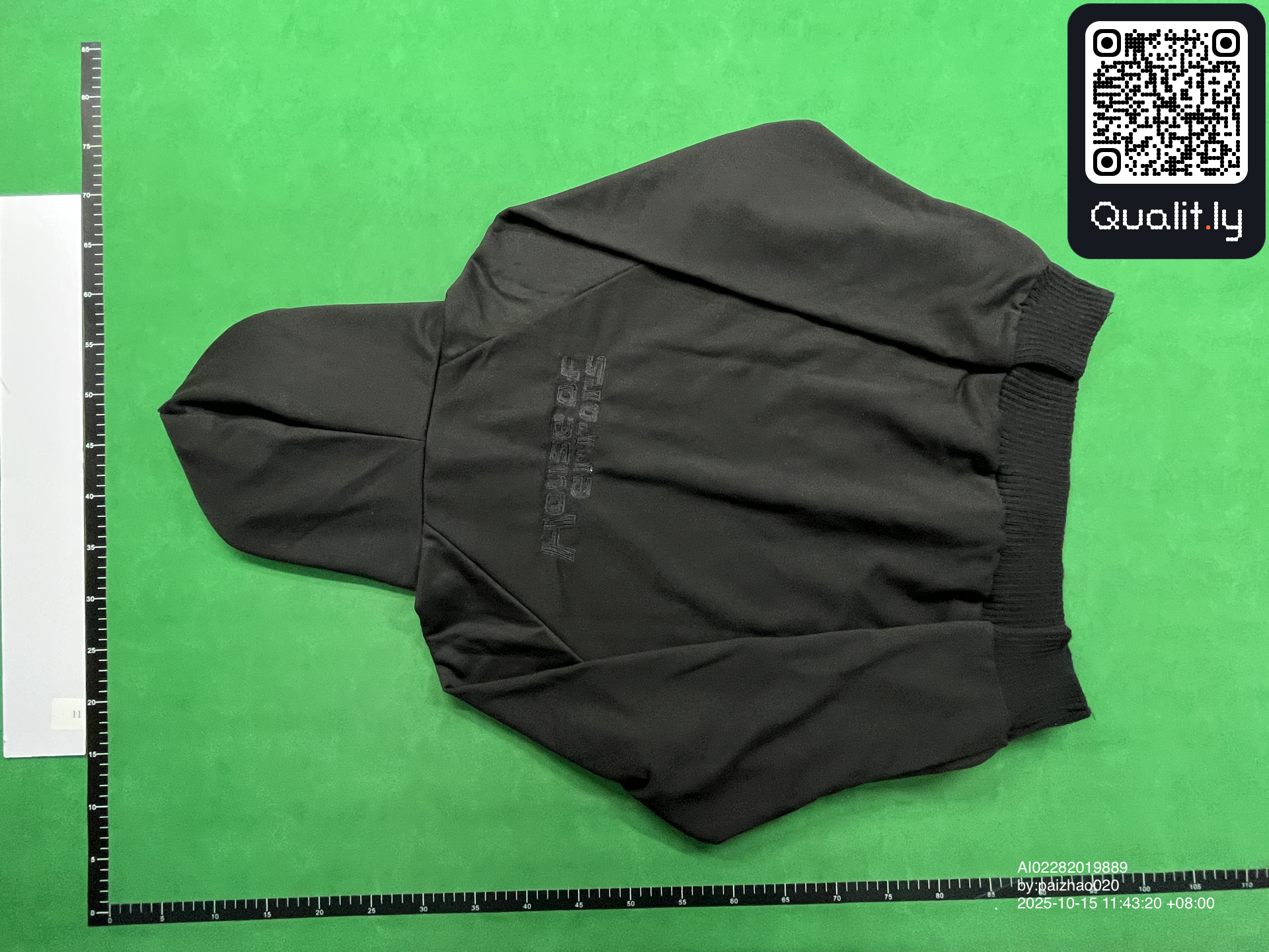 Hoodie — QC-foto 2 av 16