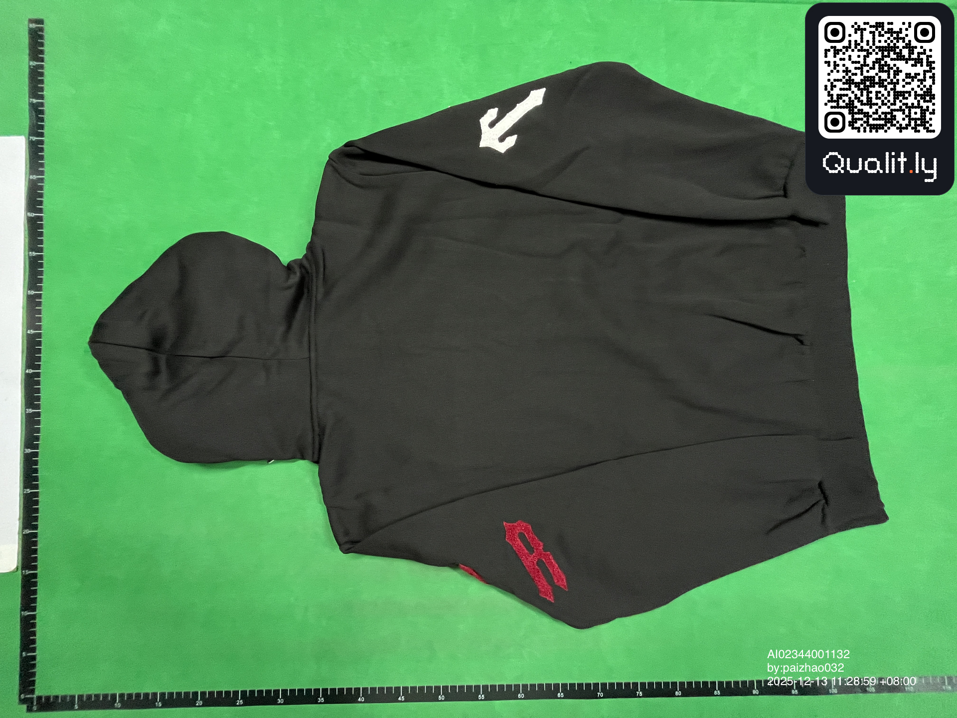 Camisola com capuz — foto QC 2 de 8
